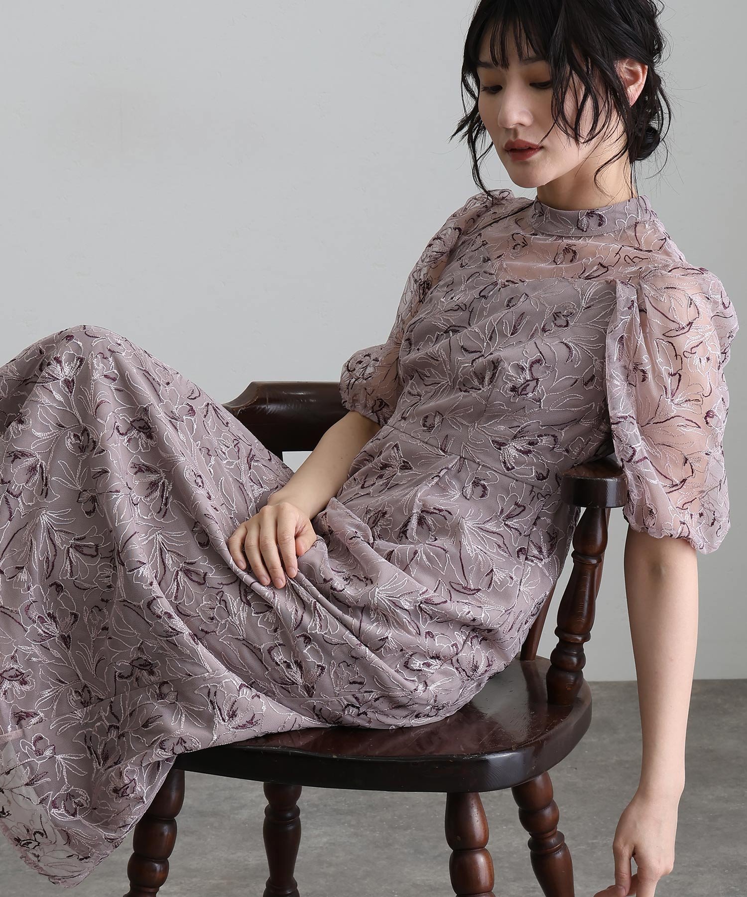 【プールヴー/PourVous】の配色刺繍レースパフスリーブドレス結婚式オケージョンドレス同窓会パーティードレス インテリア・キッズ・メンズ・レディースファッション・服の通販 founy(ファニー) 　ファッション　Fashion　レディースファッション　Fashion for Women　ワンピース　Dresses　フォーマル・パーティードレス・結婚式用ドレス　Elegant & Casual Dresses　クラシカル　Classical, Vintage-Inspired　シアー　Sheer, See-Through　スリーブ　Sleeve, Long Sleeve / Short Sleeve　デコルテ　Décolleté, Neckline　ドレス　Dress, One-Piece　ハイネック　High Neck, Mock Neck　フィット　Fit, Slim Fit　レース　Lace, Lace Fabric　おすすめ　Recommended / Our Picks　セレモニー　Ceremony　結婚式　Wedding　二次会　After Party　モカピンク|ID: prp329100004831048 ipo3291000000035171628