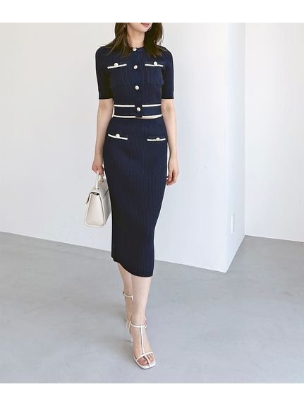 【スナイデル/SNIDEL】のメタルボタンニットセットアップ インテリア・キッズ・メンズ・レディースファッション・服の通販 founy(ファニー) 　ファッション　Fashion　レディースファッション　Fashion for Women　トップス・カットソー　Cut & Sew Tops　ニット　Knit Tops & Sweaters　エレガント 上品　Elegant　クラシカル　Classical, Vintage-Inspired　シンプル　Simple, Minimal　ストレート　Straight, Straight Cut　スマート　Smart, Elegant　パイピング　Piping, Trim Design　フィット　Fit, Slim Fit　ポケット　Pocket, Pocket Detail　半袖　Short Sleeve, Half Sleeve　ローズ　Rose, Rose Motif　おすすめ　Recommended / Our Picks　NVY[089]|ID: prp329100004831052 ipo3291000000035171711