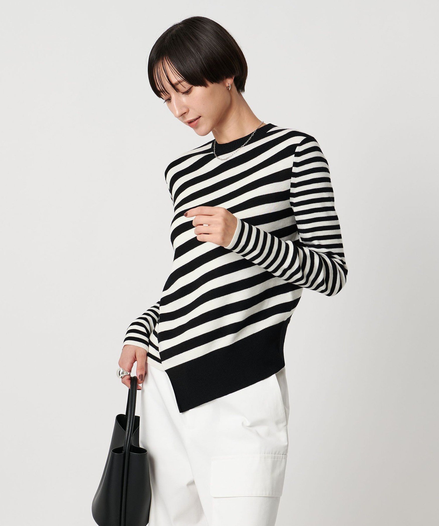 【ユナイテッドアローズ/UNITED ARROWS】のイレギュラー ボーダー ロングスリーブ ニット 人気、トレンドファッション・服の通販 founy(ファニー) 　ファッション　Fashion　レディースファッション　Fashion for Women　トップス・カットソー　Cut & Sew Tops　ニット　Knit Tops & Sweaters　おすすめ　Recommended / Our Picks　アシンメトリー　Asymmetrical Style　イレギュラー　Irregular Design　インナー　Innerwear　シンプル　Simple, Minimal　スリーブ　Sleeve, Long Sleeve / Short Sleeve　ベーシック　Basic, Essential　ボーダー　Border, Stripe　ロング　Long, Long-Length　 other-1|ID: prp329100004831078 ipo3291000000035172316