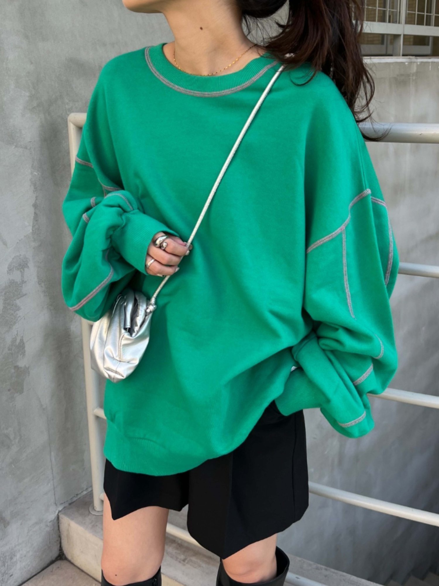 【チャオパニックティピー/CIAOPANIC TYPY】の【HELLO.SANFRANCISCO】配色ステッチオーバースウェット インテリア・キッズ・メンズ・レディースファッション・服の通販 founy(ファニー) 　ファッション　Fashion　レディースファッション　Fashion for Women　トップス・カットソー　Cut & Sew Tops　レディースパーカー・カジュアルフーディー　Casual Hoodies & Sweatshirts　スウェット・クルーネックトップス　Sweatshirts & Crewnecks / Relaxed Fit Sweat Tops　スウェット / スエット　Sweatshirt, Sweatwear　デニム　Denim, Jeans Material　トレンド　Trend, Trending Now　定番　Standard, Basic Item　リラックス　Relax, Relaxed Fit　ロング　Long, Long-Length　再入荷　Restock / Back in Stock　おすすめ　Recommended / Our Picks　グリーン|ID: prp329100004831117 ipo3291000000035172996