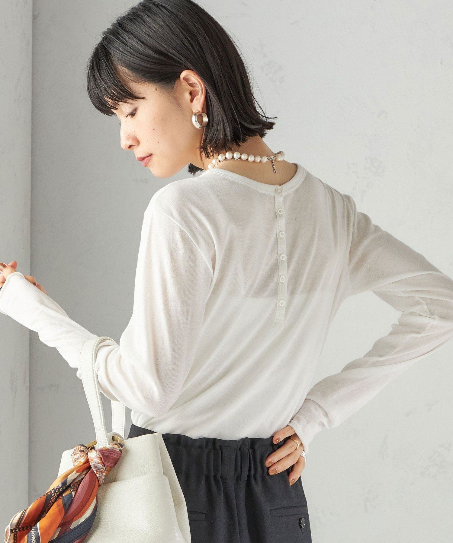 【シップス フォー ウィメン/SHIPS】の【SHIPS別注】miller シアー ヘンリー ネック ロング スリーブ TEE インテリア・キッズ・メンズ・レディースファッション・服の通販 founy(ファニー) 　ファッション　Fashion　レディースファッション　Fashion for Women　インナー　Innerwear　キャミソール　Camisole, Spaghetti Strap Top　シアー　Sheer, See-Through　スリーブ　Sleeve, Long Sleeve / Short Sleeve　タンク　Tank Top, Sleeveless Top　人気　Popular, Best Seller　ポケット　Pocket, Pocket Detail　別注　Limited Edition, Custom Order　ロング　Long, Long-Length　おすすめ　Recommended / Our Picks　2025年　2025　2025-2026秋冬・A/W　Autumn/Winter 2025–26 AW25–26　ホワイト|ID: prp329100004831123 ipo3291000000035173046