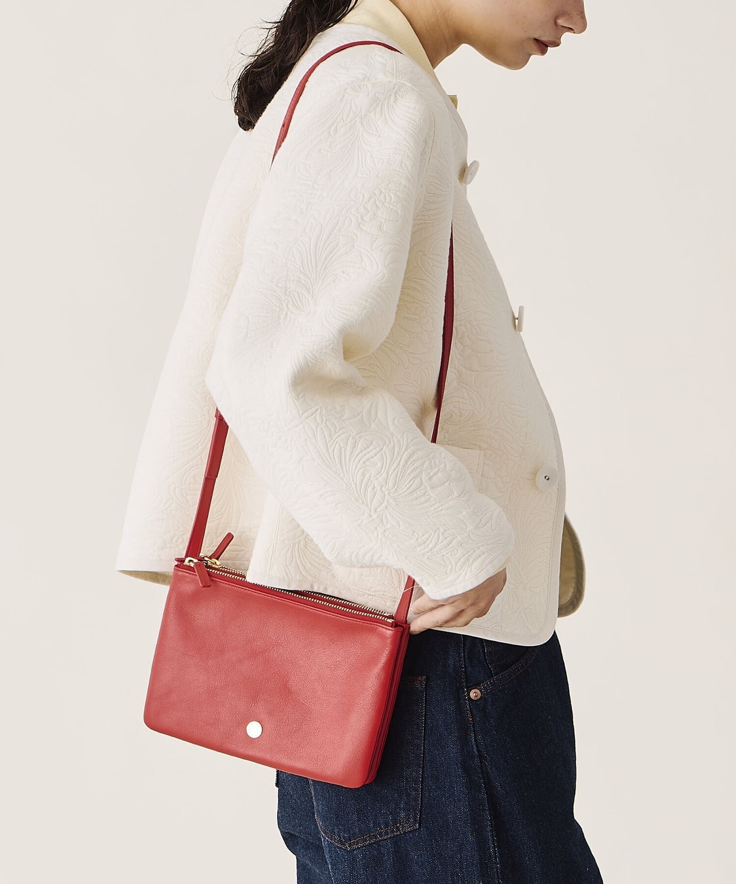 【ビショップ/Bshop】のナッパレザー ジップポーチショルダーバッグ UNISEX インテリア・キッズ・メンズ・レディースファッション・服の通販 founy(ファニー) 　ファッション　Fashion　レディースファッション　Fashion for Women　ポーチ&ミニバッグ　Pouches & Mini Bags　ユニセックス　Unisex, Genderless　フランス　France, French　フロント　Front, Front Design　ボーダー　Border, Stripe　ポーチ　Pouch, Small Case　メタル　Metal, Metal Parts　RED|ID: prp329100004831141 ipo3291000000035173318