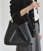 【シップス フォー ウィメン/SHIPS】のquaranciel 2way コンビ ワンハンドル ショルダー バッグ 人気、トレンドファッション・服の通販 founy(ファニー) ファッション Fashion レディースファッション Fashion for Women バッグ Bags コンビ Combo, Combination Style コーティング Coating, Coated Finish ショルダー Shoulder, Shoulder Strap トライアングル Triangle, Triangular Shape ポケット Pocket, Pocket Detail マグネット Magnet, Magnetic Closure ビジネス 仕事 通勤 Business / Work / Commuting 2025年 2025 2025-2026秋冬・A/W Autumn/Winter 2025–26 AW25–26 thumbnail ブラック|ID: prp329100004831143 ipo3291000000035173386