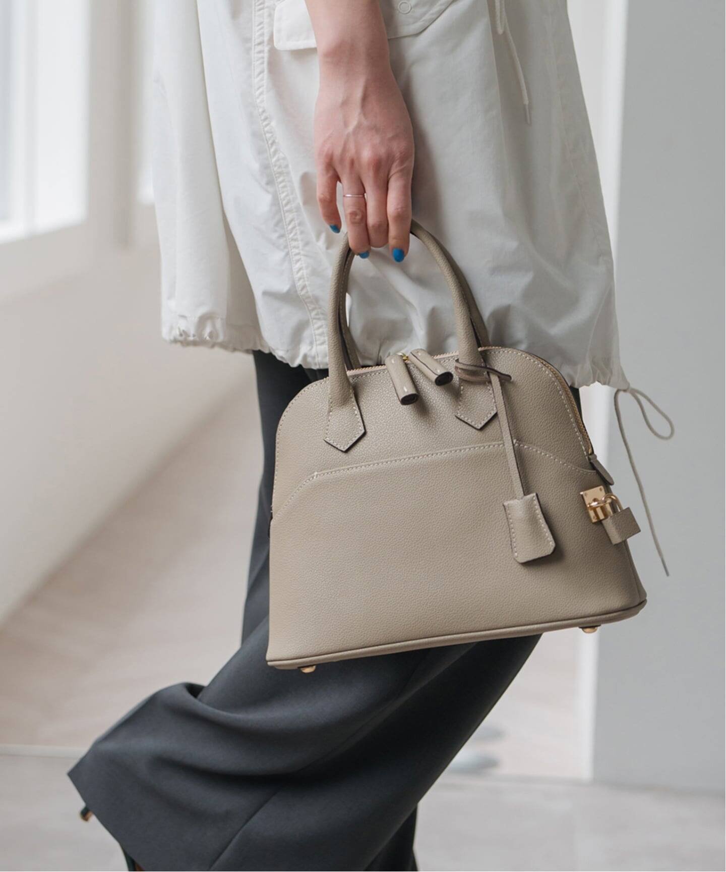 【スピック&スパン/Spick & Span】の《WEB限定/新色あり/追加5》mica della valle / ミカデラヴァッレ Katia 人気、トレンドファッション・服の通販 founy(ファニー) 　ファッション　Fashion　レディースファッション　Fashion for Women　スマート　Smart, Elegant　スリット　Slit, Slit Detail　財布　Wallet, Purse　ボストン　Boston　ポケット　Pocket, Pocket Detail　ラップ　Wrap, Wrap Design　エレガント 上品　Elegant　 other-1|ID: prp329100004831147 ipo3291000000035173447