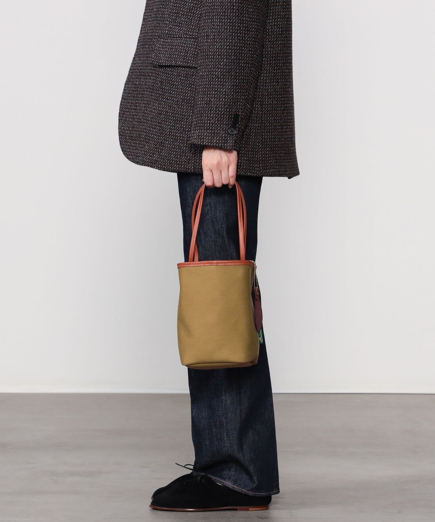 【ビショップ/Bshop】のKEER インテリア・キッズ・メンズ・レディースファッション・服の通販 founy(ファニー) 　ファッション　Fashion　レディースファッション　Fashion for Women　アウトドア　Outdoor Clothing　イタリア　Italy　キャンバス　Canvas, Canvas Fabric　巾着　Drawstring Bag, Kinchaku　シンプル　Simple, Minimal　チャーム　Charm, Pendant　ツイル　Twist, Twisted Detail　ハンド　Hand, Handmade　パターン　Pattern, Design Print　ポケット　Pocket, Pocket Detail　KHAKI|ID: prp329100004831150 ipo3291000000035173517