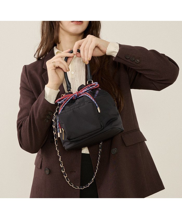 【レスポートサック/LeSportsac】の【公式】レスポートサック ショルダーバッグ 2103FA81 LeSportsac 人気、トレンドファッション・服の通販 founy(ファニー) 　ファッション　Fashion　レディースファッション　Fashion for Women　スポーツウェア　Functional & Stylish Sportswear　スポーツバッグ・ジム用ポーチ・バックパック　Gym Bag / Sports Backpack / Pouch for Training　コレクション　Collection, Seasonal Line　巾着　Drawstring Bag, Kinchaku　軽量　Lightweight, Ultra Light　サテン　Satin, Glossy Fabric　ショルダー　Shoulder, Shoulder Strap　スマート　Smart, Elegant　財布　Wallet, Purse　チェーン　Chain, Chain Strap　トラベル　Travel, Travel Gear　ニューヨーク　New York, NYC Style　フロント　Front, Front Design　ポケット　Pocket, Pocket Detail　ミックス　Mix, Mixed Style　メタル　Metal, Metal Parts　旅行　Travel　ギフト プレゼント　Gift / Present　 other-1|ID: prp329100004831151 ipo3291000000035173536