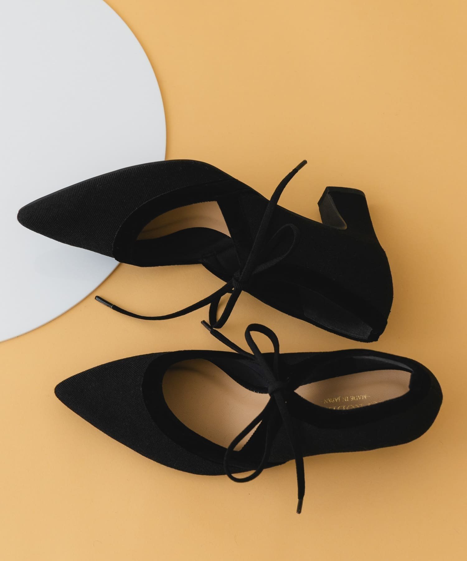 【ロデスコ/RODE SKO / URBAN RESEARCH】の『MADE IN JAPAN』チャンキーヒールリボンパンプス インテリア・キッズ・メンズ・レディースファッション・服の通販 founy(ファニー) 　ファッション　Fashion　レディースファッション　Fashion for Women　エレガント 上品　Elegant　オケージョン　Occasion Wear　パイピング　Piping, Trim Design　フォーマル　Formal, Dressy　フレア　Flare, Flared　リボン　Ribbon, Bow　レース　Lace, Lace Fabric　A/W・秋冬　Autumn/Winter　冬　Winter / This Winter　日本製　Made In Japan　2024年　2024　セレモニー　Ceremony　2024-2025秋冬・A/W　Autumn/Winter 2024–25 AW24–25　BLKxBLK|ID: prp329100004831160 ipo3291000000035173675