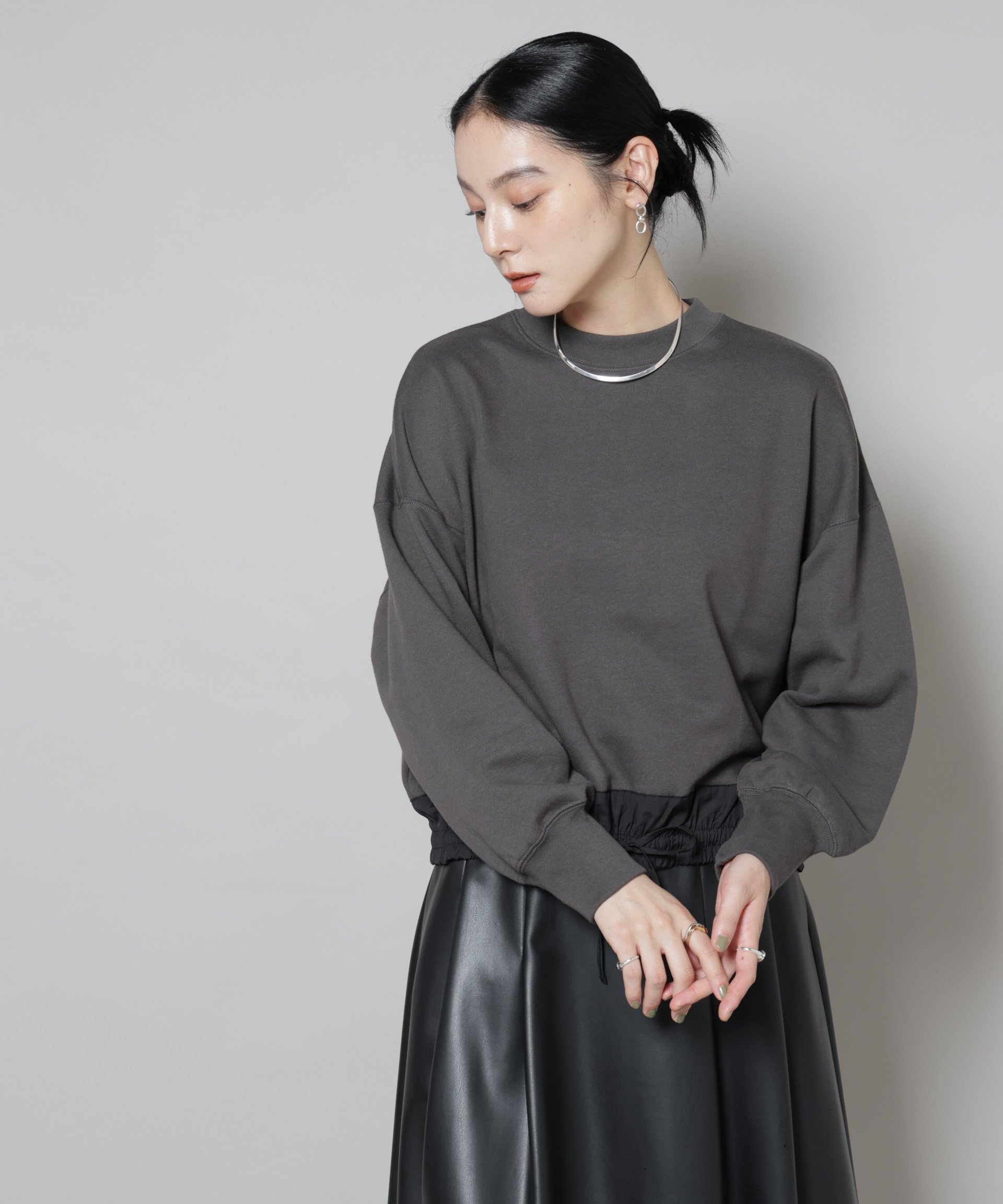 【ナノ ユニバース/nano universe】のブロード切替クルーネック裏毛トップス インテリア・キッズ・メンズ・レディースファッション・服の通販 founy(ファニー) 　ファッション　Fashion　レディースファッション　Fashion for Women　トップス・カットソー　Cut & Sew Tops　切替　Switching, Contrast Panel　ストライプ　Stripe, Striped Pattern　バランス　Balance, Style Balance　ブロード　Broadcloth, Fine Cotton　ベーシック　Basic, Essential　ミックス　Mix, Mixed Style　ループ　Loop, Loop Knit　ワイド　Wide, Wide Fit　おすすめ　Recommended / Our Picks　2025年　2025　2025-2026秋冬・A/W　Autumn/Winter 2025–26 AW25–26　チャコール3|ID: prp329100004831189 ipo3291000000035174143