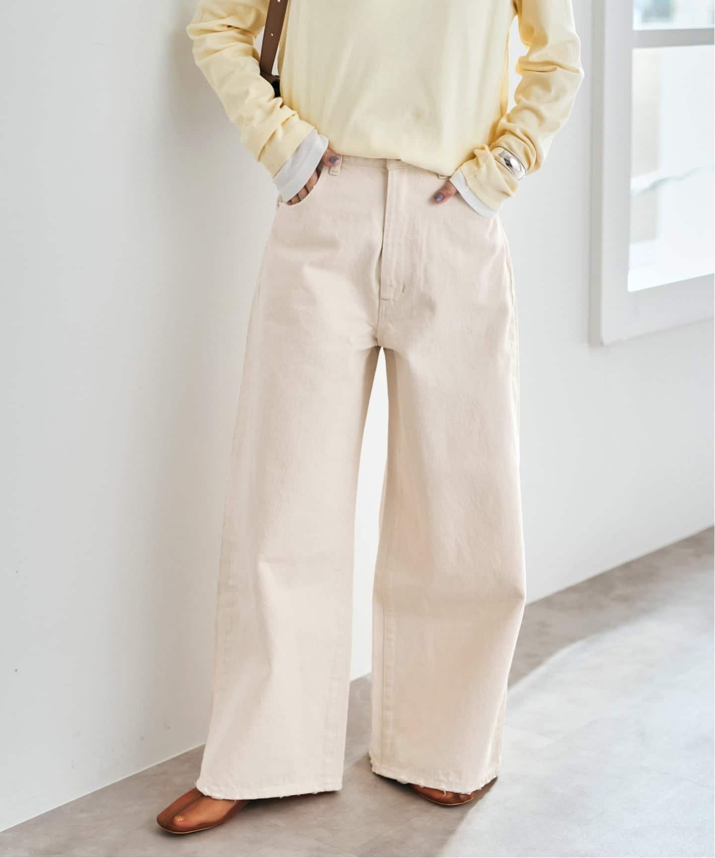 【スピック&スパン/Spick & Span】の5 1/2 HIGH-WIDELEG DENIM 人気、トレンドファッション・服の通販 founy(ファニー) 　ファッション　Fashion　レディースファッション　Fashion for Women　2026年　2026　コレクション　Collection, Seasonal Line　シンプル　Simple, Minimal　デニム　Denim, Jeans Material　ハイライズ　High Rise, High Waist　ポケット　Pocket, Pocket Detail　リラックス　Relax, Relaxed Fit　冬　Winter / This Winter　春　Spring　 other-1|ID: prp329100004831322 ipo3291000000035175839