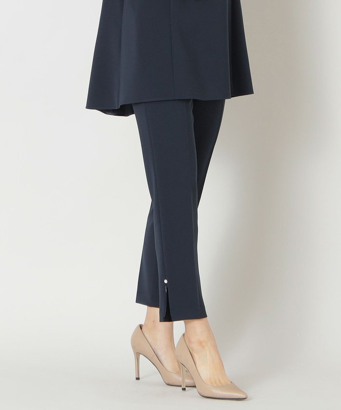 【トゥー ビー シック/TO BE CHIC】のストレッチダブルクロス パンツ インテリア・キッズ・メンズ・レディースファッション・服の通販 founy(ファニー) https://founy.com/ ファッション Fashion レディースファッション Fashion for Women パンツ Pants & Trousers オケージョン Occasion Wear スリム Slim, Slim Fit センター Center, Center Line |ID: prp329100004831331 ipo3291000000035175951