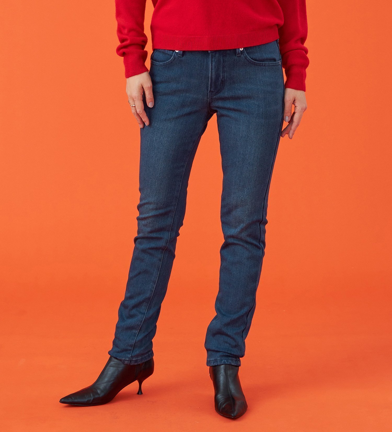 【エドウイン オンライン モール/EDWIN ONLINE MALL】のEDWIN LADIES 『裏起毛であったかい.』BODY FIREジャージーズスリムストレートデニムパンツ【エントリーモデル】【暖】 インテリア・キッズ・メンズ・レディースファッション・服の通販 founy(ファニー) 　ファッション　Fashion　レディースファッション　Fashion for Women　パンツ　Pants & Trousers　デニムパンツ・ジーンズ・美脚デニム　Denim Jeans & Pants　オレンジ　Orange　ストレート　Straight, Straight Cut　スリム　Slim, Slim Fit　フィット　Fit, Slim Fit　ボトム　Bottoms, Lower Wear　人気　Popular, Best Seller　冬　Winter / This Winter　定番　Standard, Basic Item　濃色ブルー|ID: prp329100004831335 ipo3291000000035176009