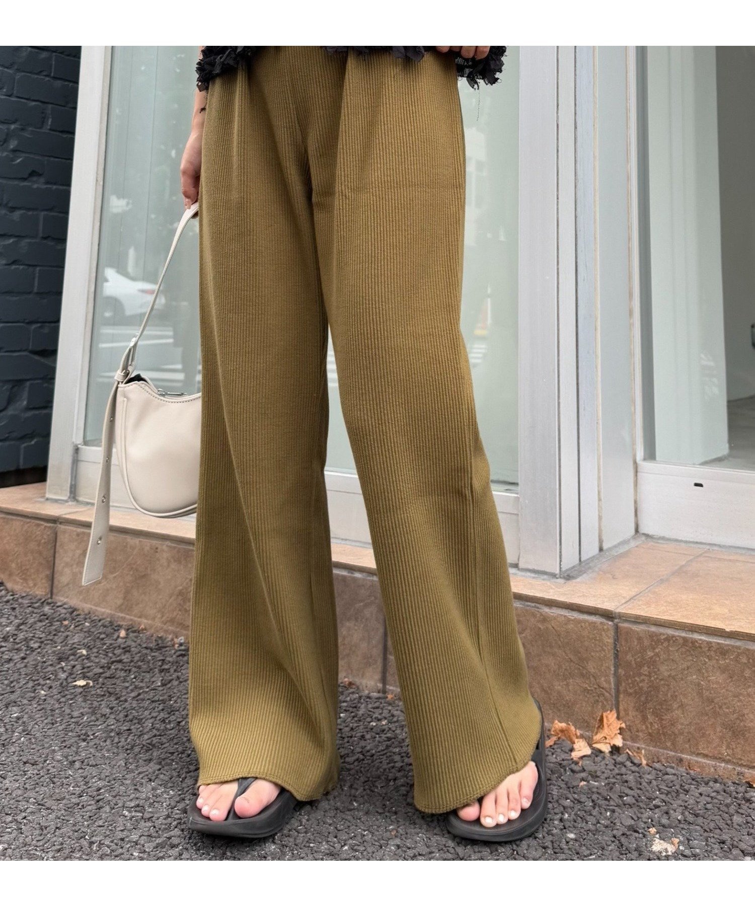 【チャオパニックティピー/CIAOPANIC TYPY】の【マイナス3キロ見え/低身長・高身長対応サイズ展開】すっきりシルエットリブパンツ インテリア・キッズ・メンズ・レディースファッション・服の通販 founy(ファニー) ファッション Fashion レディースファッション Fashion for Women パンツ Pants & Trousers カットソー Cut and Sewn Top シューズ Shoes, Footwear シンプル Simple, Minimal スウェット / スエット Sweatshirt, Sweatwear ストラップサンダル Strappy Sandals, Strap Sandals スニーカー Sneakers, Trainers バレエ Ballet, Ballet Style フレア Flare, Flared リラックス Relax, Relaxed Fit おすすめ Recommended / Our Picks カーキ|ID: prp329100004831354 ipo3291000000035176189