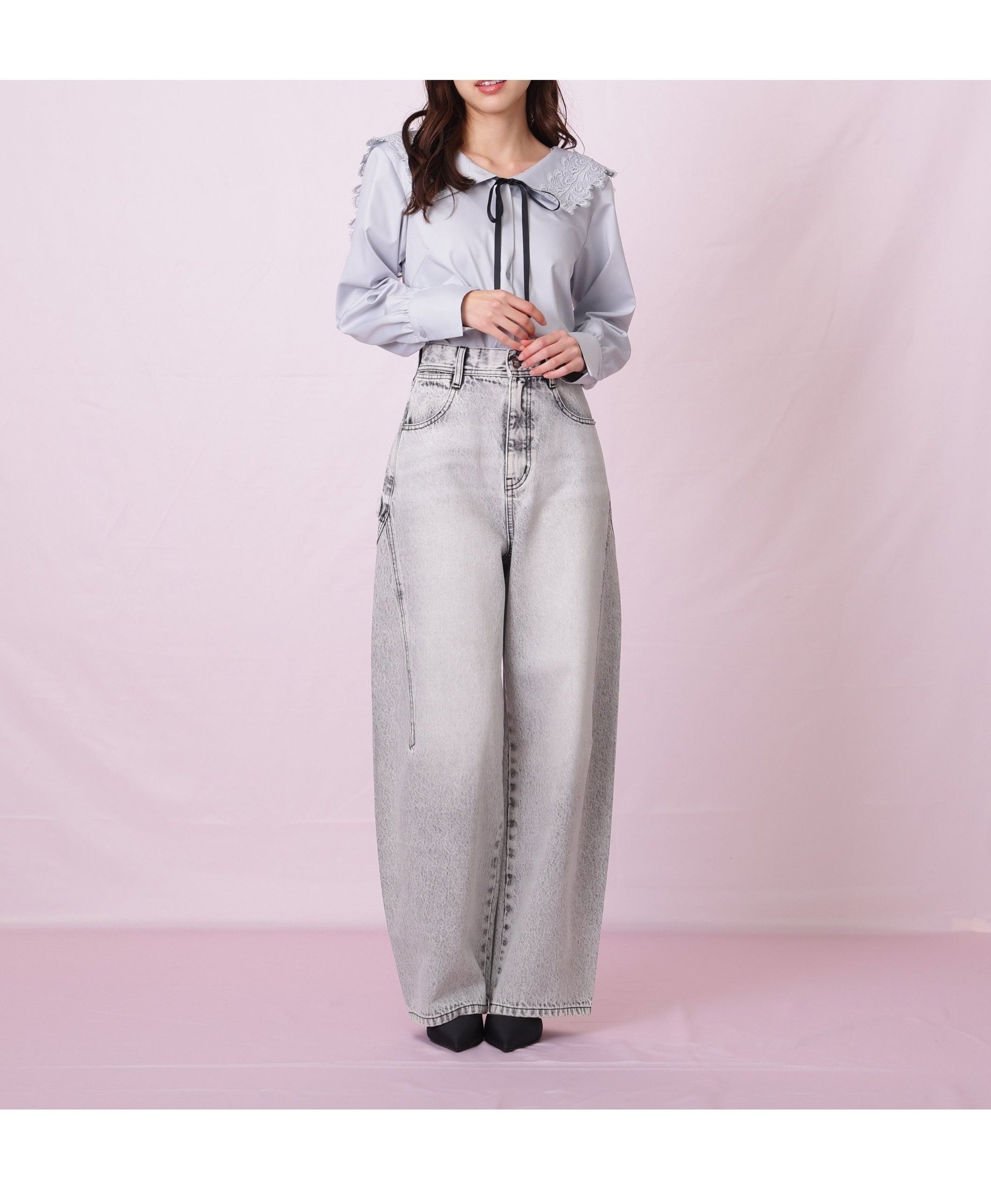 【ジルバイジルスチュアート/JILL by JILLSTUART】のリボン加工カーブパネルデニムパンツ 人気、トレンドファッション・服の通販 founy(ファニー) 　ファッション　Fashion　レディースファッション　Fashion for Women　パンツ　Pants & Trousers　デニムパンツ・ジーンズ・美脚デニム　Denim Jeans & Pants　スマート　Smart, Elegant　デニム　Denim, Jeans Material　フェミニン　Feminine, Girly　ポケット　Pocket, Pocket Detail　リボン　Ribbon, Bow　 other-1|ID: prp329100004831385 ipo3291000000035176425