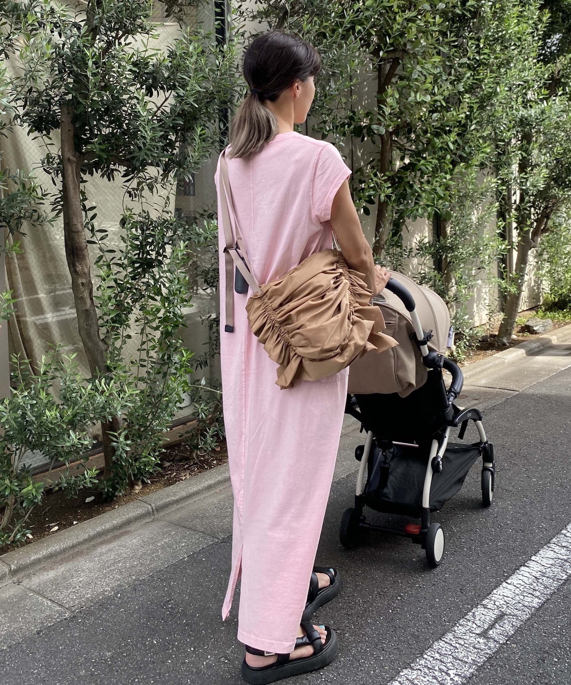 【スーパーサンクスボックス/SUPERTHANKS BOX / KIDS】のフリルトートバッグ マザーズサブバッグ インテリア・キッズ・メンズ・レディースファッション・服の通販 founy(ファニー) 　ファッション　Fashion　キッズファッション　Fashion for Kids　キーホルダー　Keychain, Key Holder　コンパクト　Compact, Small Size　ショルダー　Shoulder, Shoulder Strap　財布　Wallet, Purse　フリル　Frill, Ruffle　ポケット　Pocket, Pocket Detail　ループ　Loop, Loop Knit　BEIGE|ID: prp329100004831446 ipo3291000000035176975