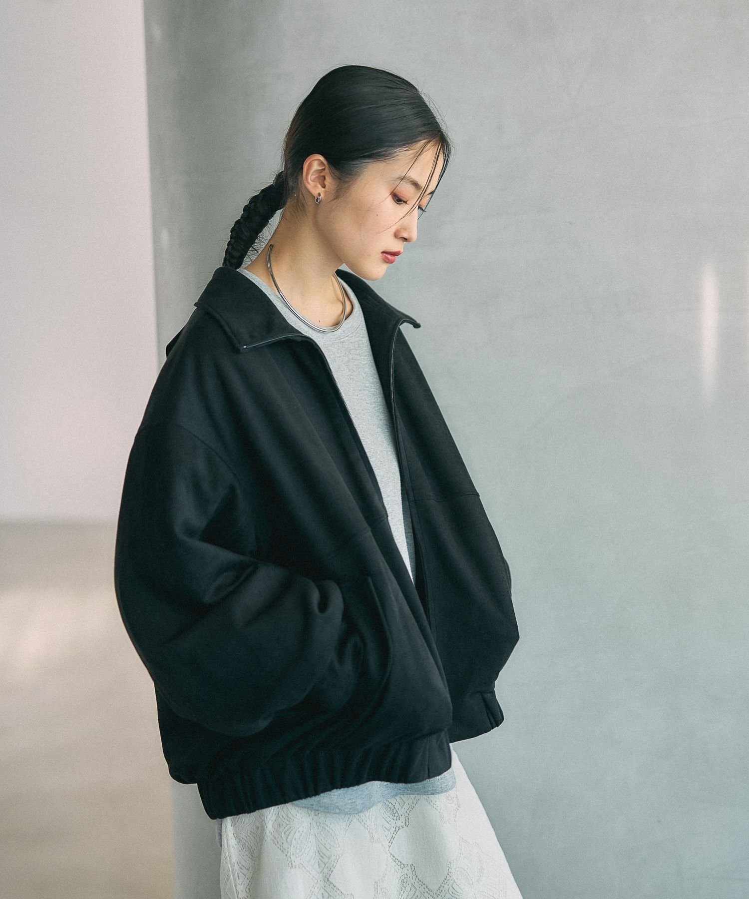 【レプシィム ローリーズファーム/LEPSIM LOWRYS FARM】のフェイクスエードユルブルゾン インテリア・キッズ・メンズ・レディースファッション・服の通販 founy(ファニー) 　ファッション　Fashion　レディースファッション　Fashion for Women　アウター　Coat / Outerwear Collection　ブルゾンジャケット・スポーティアウター　Blouson Jackets　おすすめ　Recommended / Our Picks　ギャザー　Gathered, Ruffled　サテン　Satin, Glossy Fabric　デニム　Denim, Jeans Material　ブルゾン　Blouson, Bomber Jacket　レース　Lace, Lace Fabric　春　Spring　秋　Autumn　ブラック09|ID: prp329100004831458 ipo3291000000035177060