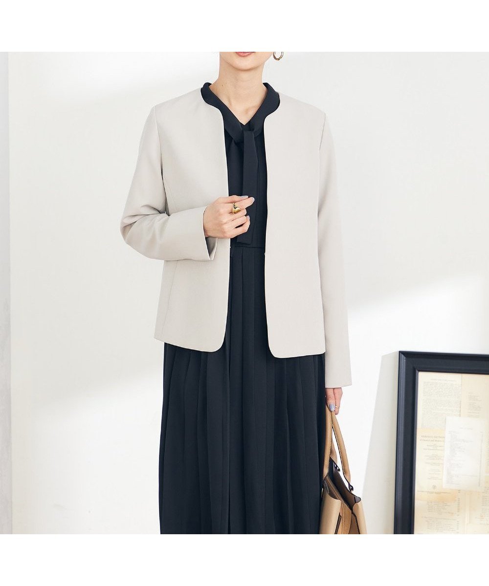 【アー ヴェー ヴェー/a.v.v】の【洗える/イージーケア/ストレッチ】ダブルクロスキーネックジャケット インテリア・キッズ・メンズ・レディースファッション・服の通販 founy(ファニー) 　ファッション　Fashion　レディースファッション　Fashion for Women　アウター　Coat / Outerwear Collection　レディースジャケット・軽アウター　Jackets　洗える　Machine Washable　クロップド　Cropped, Short Length　シンプル　Simple, Minimal　ジャケット　Jacket, Outerwear　ストレッチ　Stretch, Stretchy Fabric　ストレート　Straight, Straight Cut　セットアップ　Set-Up, Coordinated Outfit　定番　Standard, Basic Item　パターン　Pattern, Design Print　フォーマル　Formal, Dressy　フレア　Flare, Flared　ベーシック　Basic, Essential　ワイド　Wide, Wide Fit　再入荷　Restock / Back in Stock　セレモニー　Ceremony　入学式　Entrance Ceremony　卒業式　Graduation Ceremony　ビジネス 仕事 通勤　Business / Work / Commuting　グレージュ|ID: prp329100004831481 ipo3291000000035177250