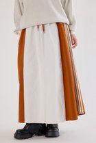 【ロデオクラウンズワイドボウル/RODEO CROWNS WIDE BOWL】のカスタムトラック デニムスカート 人気、トレンドファッション・服の通販 founy(ファニー) ファッション Fashion レディースファッション Fashion for Women スカート Skirts デニムスカート・カジュアルスカート Denim Skirts グラフィック Graphic, Graphic Design シンプル Simple, Minimal デニム Denim, Jeans Material ドッキング Docking, Mixed Material フレア Flare, Flared ポケット Pocket, Pocket Detail 楽ちん Easy Fit, Comfortable おすすめ Recommended / Our Picks thumbnail 柄CAM5|ID: prp329100004831487 ipo3291000000035177285