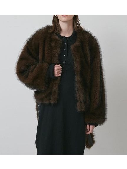 【スタイリング/styling】のミックスファーコート インテリア・キッズ・メンズ・レディースファッション・服の通販 founy(ファニー) 　ファッション　Fashion　レディースファッション　Fashion for Women　アウター　Coat / Outerwear Collection　コート・ロングコート・ピーコート　Long Coats, Peacoats & More　スマート　Smart, Elegant　トレンド　Trend, Trending Now　ミックス　Mix, Mixed Style　リバーシブル　Reversible, Two-Sided　ループ　Loop, Loop Knit　BRW[058]|ID: prp329100004831492 ipo3291000000035177322