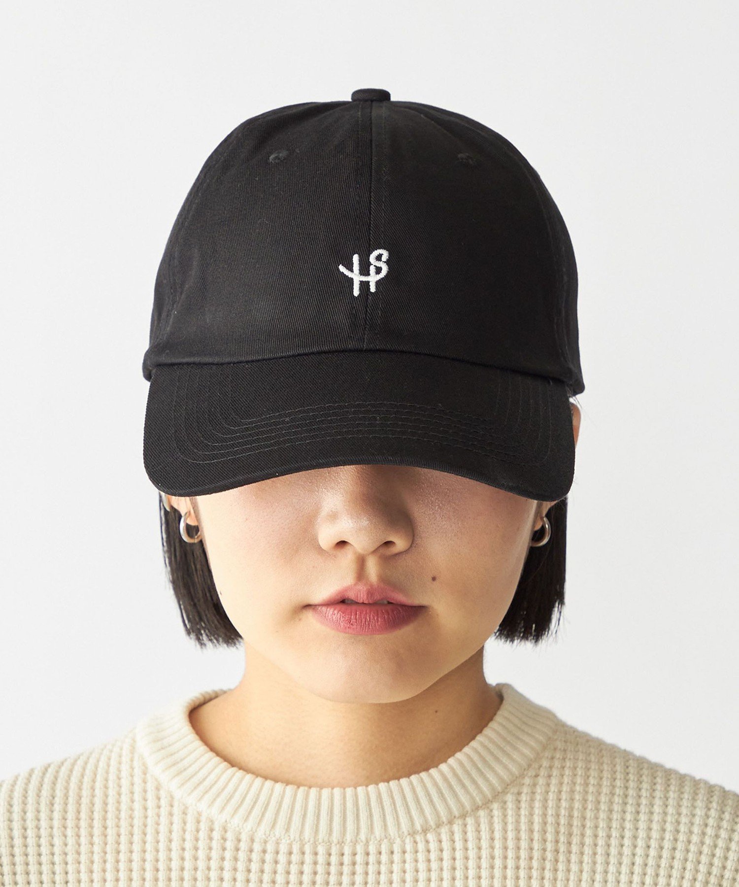 【シップス フォー ウィメン/SHIPS】の【WEB限定】SHIPS ワンポイント ロゴ エンブロイダリー オーバーフィット キャップ インテリア・キッズ・メンズ・レディースファッション・服の通販 founy(ファニー) ファッション Fashion レディースファッション Fashion for Women エンブロイダリー Embroidery Design キャップ Cap, Baseball Cap フィット Fit, Slim Fit ベーシック Basic, Essential ワンポイント One Point, Statement Accent ブラック|ID: prp329100004831508 ipo3291000000035177517