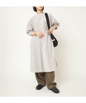 【アールエヌエーエヌ/RNA-N】のD1686 オーガニックコットンドッキングシャツワンピース 人気、トレンドファッション・服の通販 founy(ファニー) ファッション Fashion レディースファッション Fashion for Women ワンピース Dresses シャツワンピース / 1枚で着映えコーデ Shirt Dresses ストライプ Stripe, Striped Pattern チェック Check, Plaid, Tartan ドッキング Docking, Mixed Material ポケット Pocket, Pocket Detail リラックス Relax, Relaxed Fit |ID:prp329100004831568