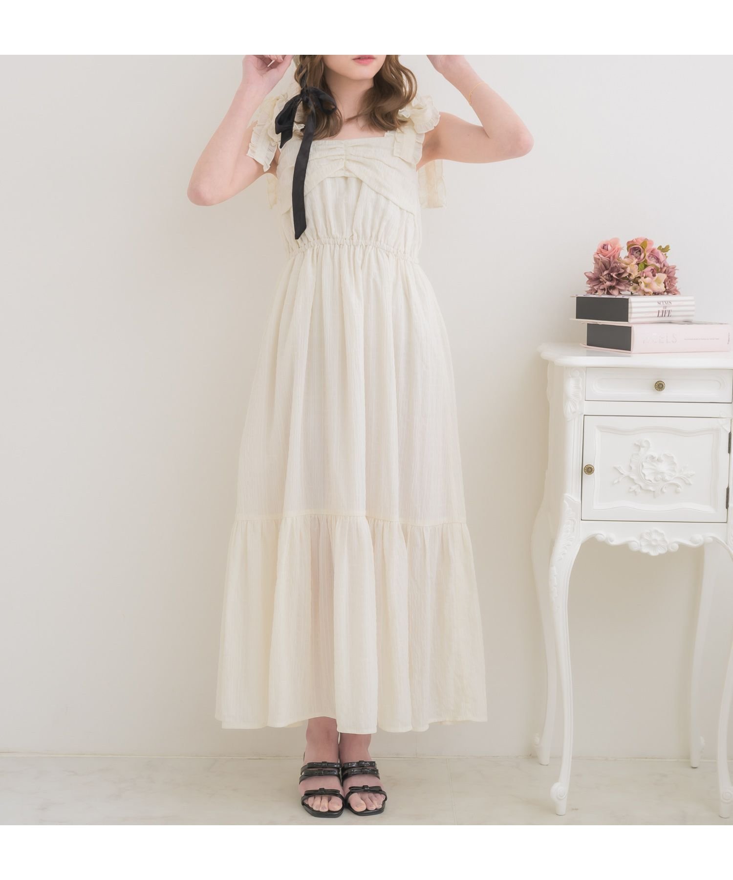 【レトロガール/RETRO GIRL】の肩リボンギャザーOP インテリア・キッズ・メンズ・レディースファッション・服の通販 founy(ファニー) 　ファッション　Fashion　レディースファッション　Fashion for Women　ワンピース　Dresses　ギャザー　Gathered, Ruffled　リボン　Ribbon, Bow　ワンポイント　One Point, Statement Accent　エレガント 上品　Elegant　夏　Summer　春　Spring　S/S・春夏　SS, Spring/Summer, Warm Season　エクリュ|ID: prp329100004831575 ipo3291000000035178449