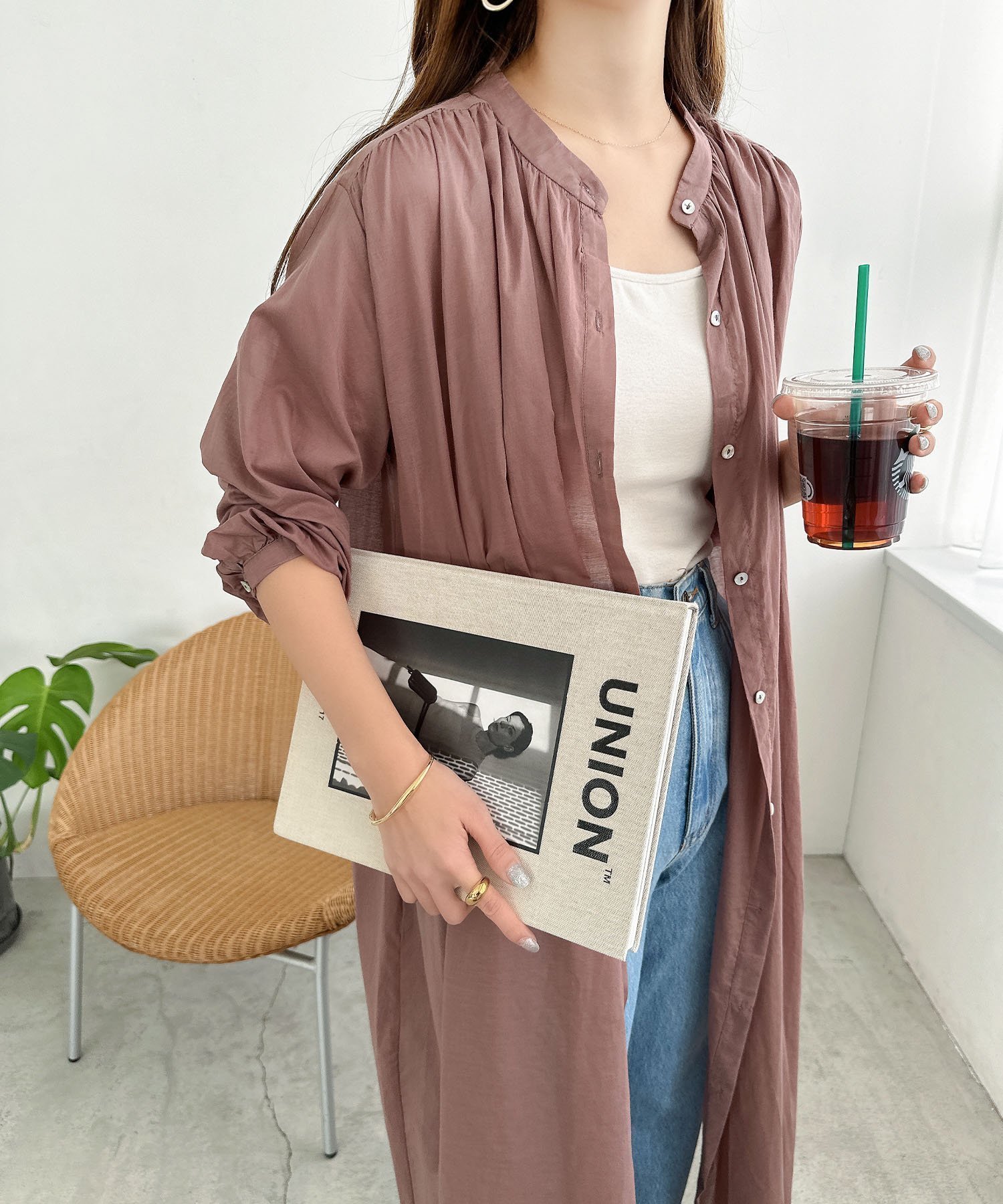 【アンドミー/andme】のバンドカラー フレア 長袖 シャツ ワンピース インテリア・キッズ・メンズ・レディースファッション・服の通販 founy(ファニー) 　ファッション　Fashion　レディースファッション　Fashion for Women　ワンピース　Dresses　シャツワンピース / 1枚で着映えコーデ　Shirt Dresses　ギャザー　Gathered, Ruffled　人気　Popular, Best Seller　長袖　Long Sleeve, Full Sleeve　フェミニン　Feminine, Girly　フレア　Flare, Flared　フロント　Front, Front Design　ペチコート　Petticoat, Underskirt　ポケット　Pocket, Pocket Detail　おすすめ　Recommended / Our Picks　エレガント 上品　Elegant　ライトブラウン|ID: prp329100004831591 ipo3291000000035178635