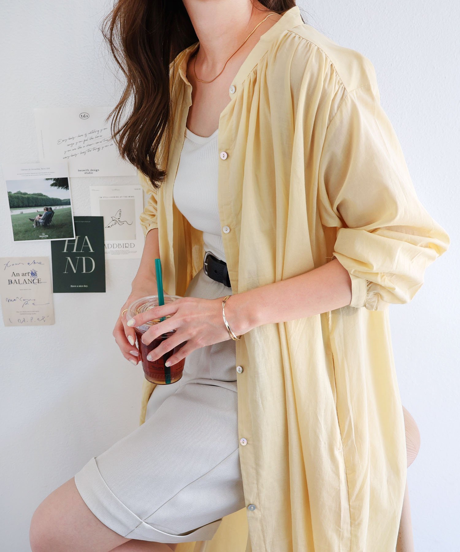 【アンドミー/andme】のバンドカラー フレア 長袖 シャツ ワンピース インテリア・キッズ・メンズ・レディースファッション・服の通販 founy(ファニー) 　ファッション　Fashion　レディースファッション　Fashion for Women　ワンピース　Dresses　シャツワンピース / 1枚で着映えコーデ　Shirt Dresses　ギャザー　Gathered, Ruffled　人気　Popular, Best Seller　長袖　Long Sleeve, Full Sleeve　フェミニン　Feminine, Girly　フレア　Flare, Flared　フロント　Front, Front Design　ペチコート　Petticoat, Underskirt　ポケット　Pocket, Pocket Detail　おすすめ　Recommended / Our Picks　エレガント 上品　Elegant　イエロー|ID: prp329100004831591 ipo3291000000035178644