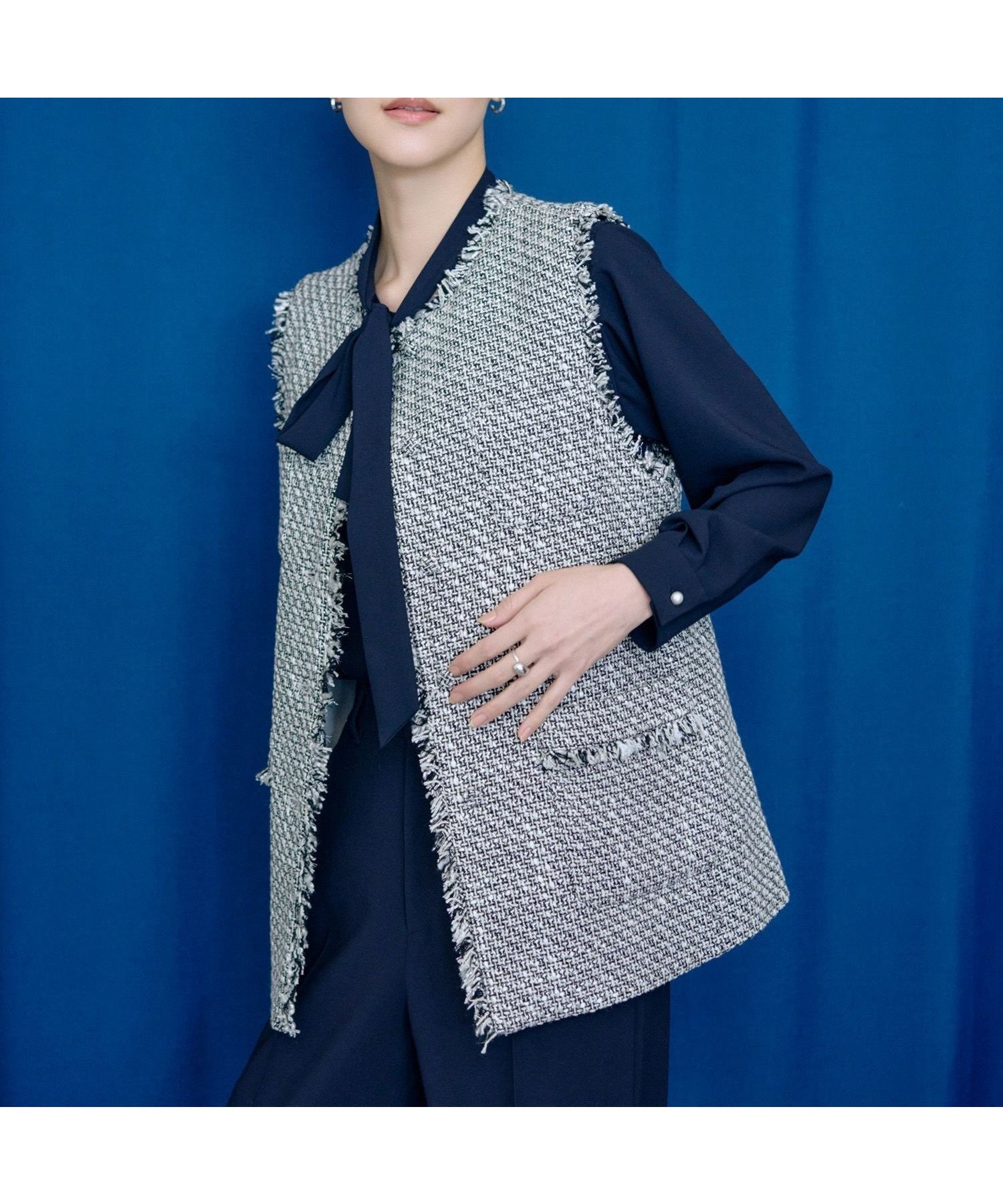 【ロペ/ROPE'】のミックスツイードジレベスト/26SS インテリア・キッズ・メンズ・レディースファッション・服の通販 founy(ファニー) 　ファッション　Fashion　レディースファッション　Fashion for Women　アウター　Coat / Outerwear Collection　トップス・カットソー　Cut & Sew Tops　ベスト&ジレ / 重ね着スタイル　Vests & Gilets　おすすめ　Recommended / Our Picks　セレモニー　Ceremony　タイプライター　Typewriter Fabric, Crisp Cotton　ダブル　Double, Double-Breasted　ツイード　Twill, Twill Weave　デニム　Denim, Jeans Material　ポケット　Pocket, Pocket Detail　エレガント 上品　Elegant　ビジネス 仕事 通勤　Business / Work / Commuting　別注　Limited Edition, Custom Order　ブラック系(02)|ID: prp329100004831606 ipo3291000000035178850