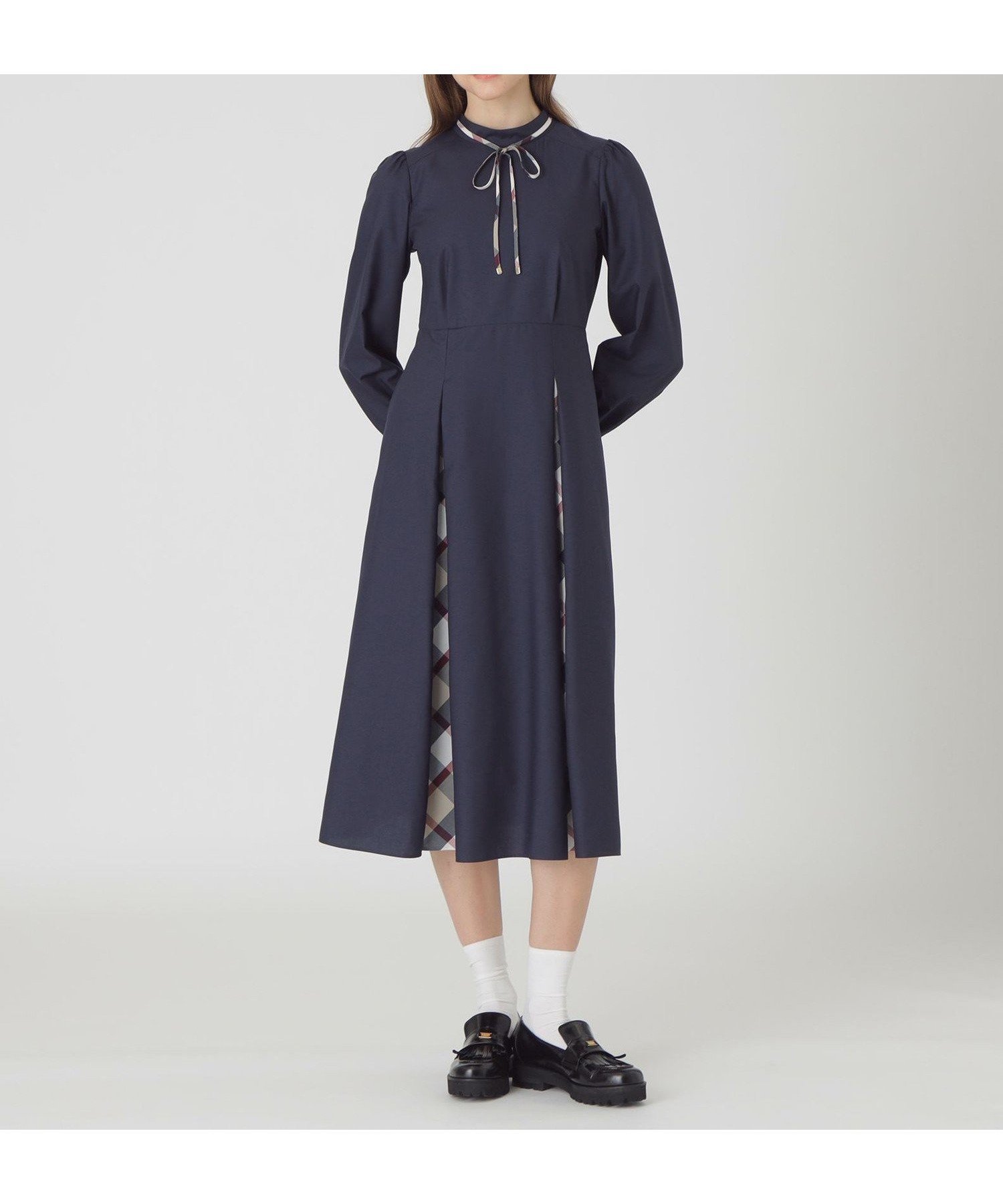 【ブルーレーベル クレストブリッジ/BLUE LABEL CRESTBRIDGE】のマイクロスパンポプリンドレス インテリア・キッズ・メンズ・レディースファッション・服の通販 founy(ファニー) 　ファッション　Fashion　レディースファッション　Fashion for Women　ワンピース　Dresses　フォーマル・パーティードレス・結婚式用ドレス　Elegant & Casual Dresses　ドレス　Dress, One-Piece　フィット　Fit, Slim Fit　フレア　Flare, Flared　フロント　Front, Front Design　リボン　Ribbon, Bow　ネイビー|ID: prp329100004831642 ipo3291000000035179406