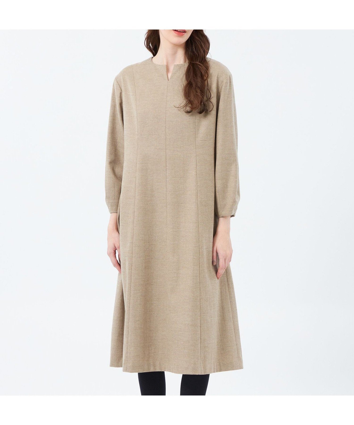 【マッキントッシュ フィロソフィー/MACKINTOSH PHILOSOPHY】のラメサキソニーサックワンピース インテリア・キッズ・メンズ・レディースファッション・服の通販 founy(ファニー) 　ファッション　Fashion　レディースファッション　Fashion for Women　ワンピース　Dresses　おすすめ　Recommended / Our Picks　ドレス　Dress, One-Piece　フィット　Fit, Slim Fit　エレガント 上品　Elegant　冬　Winter / This Winter　秋　Autumn　ベージュ|ID: prp329100004831653 ipo3291000000035179491