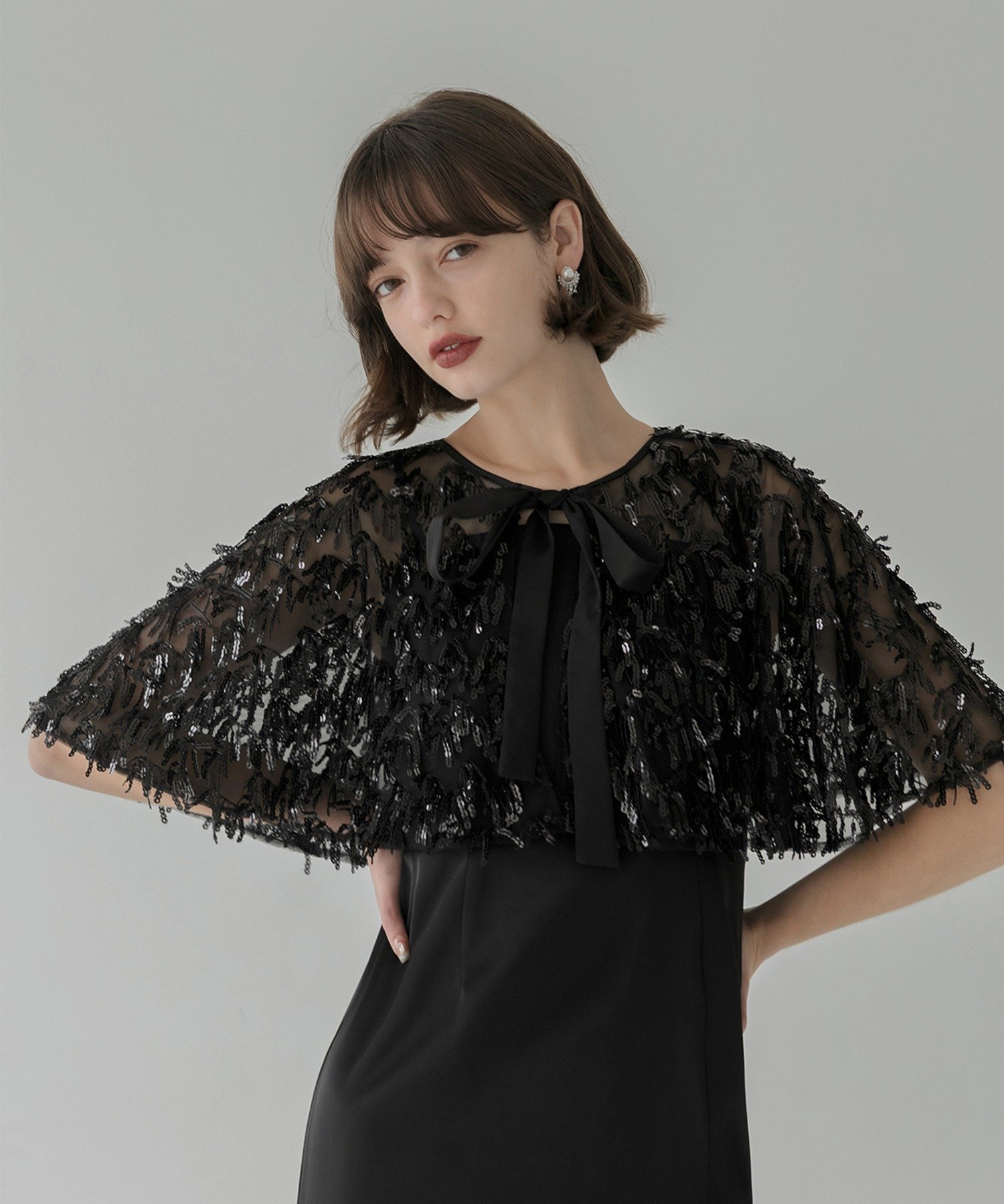 【レジャ/Leja】のLEJA-スパンコールフリンジケープ Iラインワンピースドレス 結婚式レディース インテリア・キッズ・メンズ・レディースファッション・服の通販 founy(ファニー) 　ファッション　Fashion　レディースファッション　Fashion for Women　ワンピース　Dresses　フォーマル・パーティードレス・結婚式用ドレス　Elegant & Casual Dresses　アクセサリー　Fashion Accessories　エレガント 上品　Elegant　オケージョン　Occasion Wear　クラシカル　Classical, Vintage-Inspired　シアー　Sheer, See-Through　シンプル　Simple, Minimal　ストレート　Straight, Straight Cut　スパンコール　Sequins, Sequin Embellishment　スリット　Slit, Slit Detail　ドレス　Dress, One-Piece　フォーマル　Formal, Dressy　ボレロ　Bolero, Short Cardigan　マーメイド　Mermaid, Fishtail Silhouette　リボン　Ribbon, Bow　レース　Lace, Lace Fabric　ロング　Long, Long-Length　おすすめ　Recommended / Our Picks　結婚式　Wedding　披露宴　Wedding Reception　二次会　After Party　BLACK|ID: prp329100004831670 ipo3291000000035179642