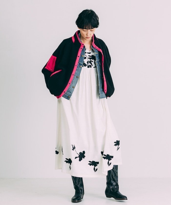 【フリークスストア/FREAK'S STORE】のインド 花刺繍 モノトーン ワンピース 25AW 人気、トレンドファッション・服の通販 founy(ファニー) 　ファッション　Fashion　レディースファッション　Fashion for Women　ワンピース　Dresses　インド　Indian Textile　コレクション　Collection, Seasonal Line　定番　Standard, Basic Item　ポケット　Pocket, Pocket Detail　モノトーン　Monotone, Black and White　A/W・秋冬　Autumn/Winter　冬　Winter / This Winter　再入荷　Restock / Back in Stock　おすすめ　Recommended / Our Picks　2025年　2025　2025-2026秋冬・A/W　Autumn/Winter 2025–26 AW25–26　 other-1|ID: prp329100004831673 ipo3291000000035179687