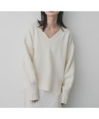 【センスオブプレイス/SENSE OF PLACE by URBAN RESEARCH】の『洗濯可』サイドスリットVネックニット 人気、トレンドファッション・服の通販 founy(ファニー) ファッション Fashion レディースファッション Fashion for Women トップス・カットソー Cut & Sew Tops ニット Knit Tops & Sweaters Vネックトップス V-Neck Tops / V-Cut Neckline Shirts 2025年 2025 2025-2026秋冬・A/W Autumn/Winter 2025–26 AW25–26 冬 Winter / This Winter スリット Slit, Slit Detail A/W・秋冬 Autumn/Winter thumbnail アイボリー|ID: prp329100004831683 ipo3291000000035179836