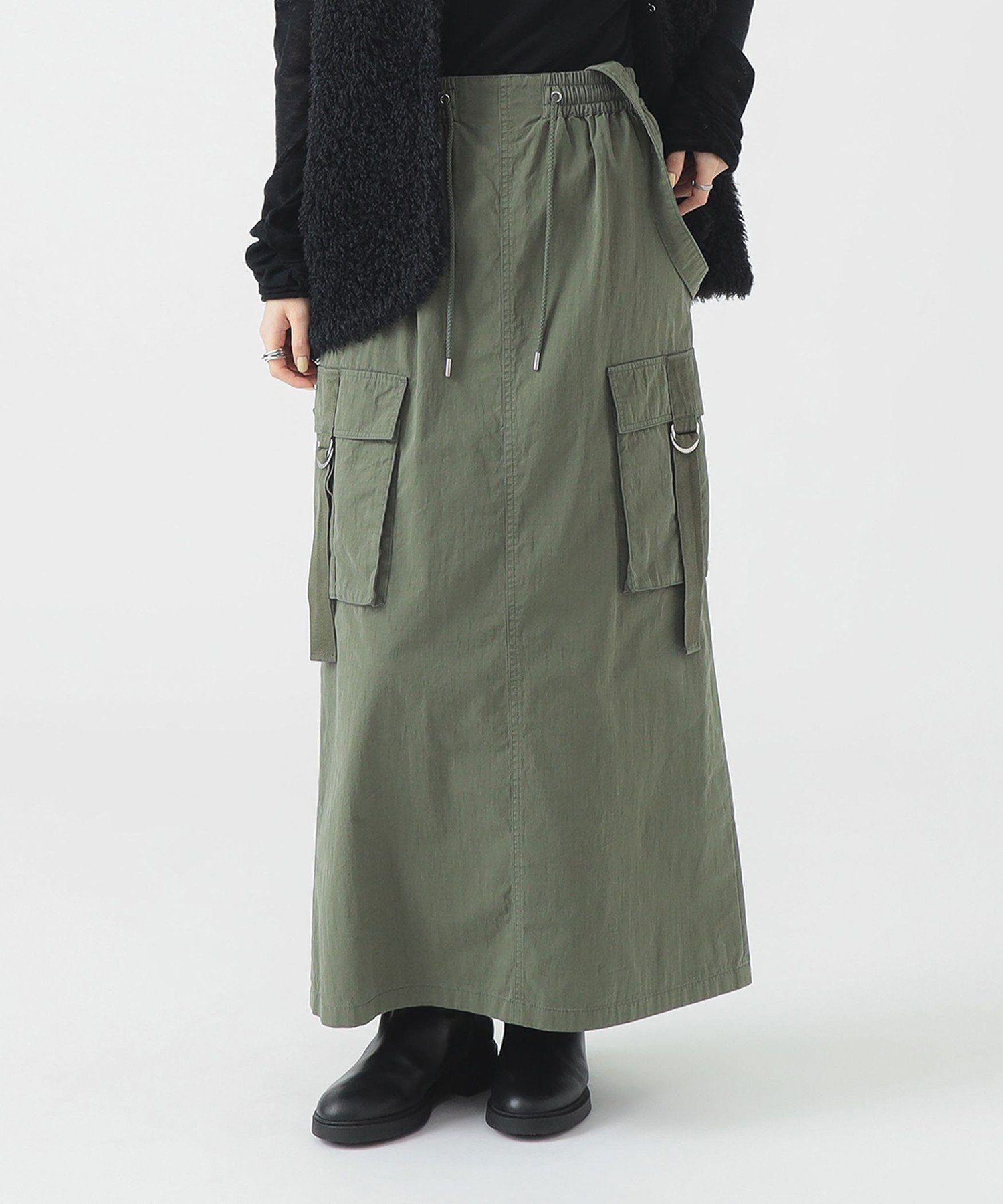 【ビーミングライフストアバイビームス/B:MING LIFE STORE by BEAMS】のミリタリー カーゴ ジャンパースカート(S~M) 人気、トレンドファッション・服の通販 founy(ファニー) 　ファッション　Fashion　レディースファッション　Fashion for Women　スカート　Skirts　サンダル　Sandals, Summer Shoes　シンプル　Simple, Minimal　スニーカー　Sneakers, Trainers　スリット　Slit, Slit Detail　ポケット　Pocket, Pocket Detail　ミリタリー　Military, Army Style　リップ　Lip, Lip Motif　ロング　Long, Long-Length　再入荷　Restock / Back in Stock　おすすめ　Recommended / Our Picks　夏　Summer　 other-1|ID: prp329100004831684 ipo3291000000035179835