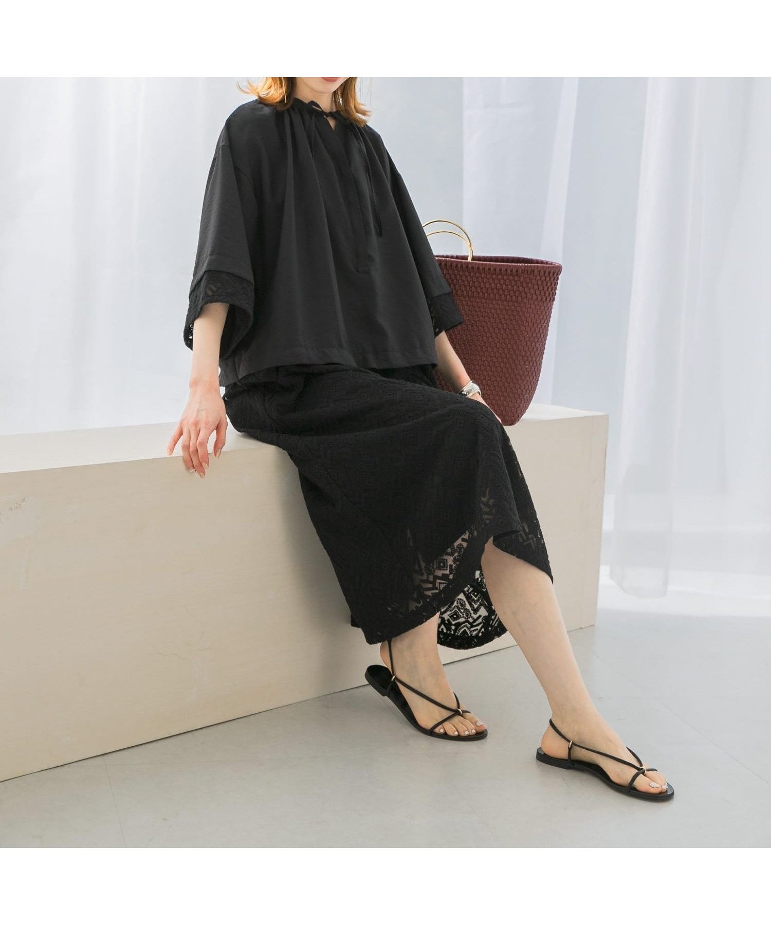 【アーバンリサーチ ロッソ/URBAN RESEARCH ROSSO】のレース切替ワンピース インテリア・キッズ・メンズ・レディースファッション・服の通販 founy(ファニー) ファッション Fashion レディースファッション Fashion for Women ワンピース Dresses 2025年 2025 2025春夏・S/S Spring/Summer 2025 SS25 ギャザー Gathered, Ruffled シアー Sheer, See-Through スリット Slit, Slit Detail デニム Denim, Jeans Material ドッキング Docking, Mixed Material ペチコート Petticoat, Underskirt リボン Ribbon, Bow レース Lace, Lace Fabric ロング Long, Long-Length 切替 Switching, Contrast Panel 夏 Summer S/S・春夏 SS, Spring/Summer, Warm Season black|ID: prp329100004831707 ipo3291000000035180121