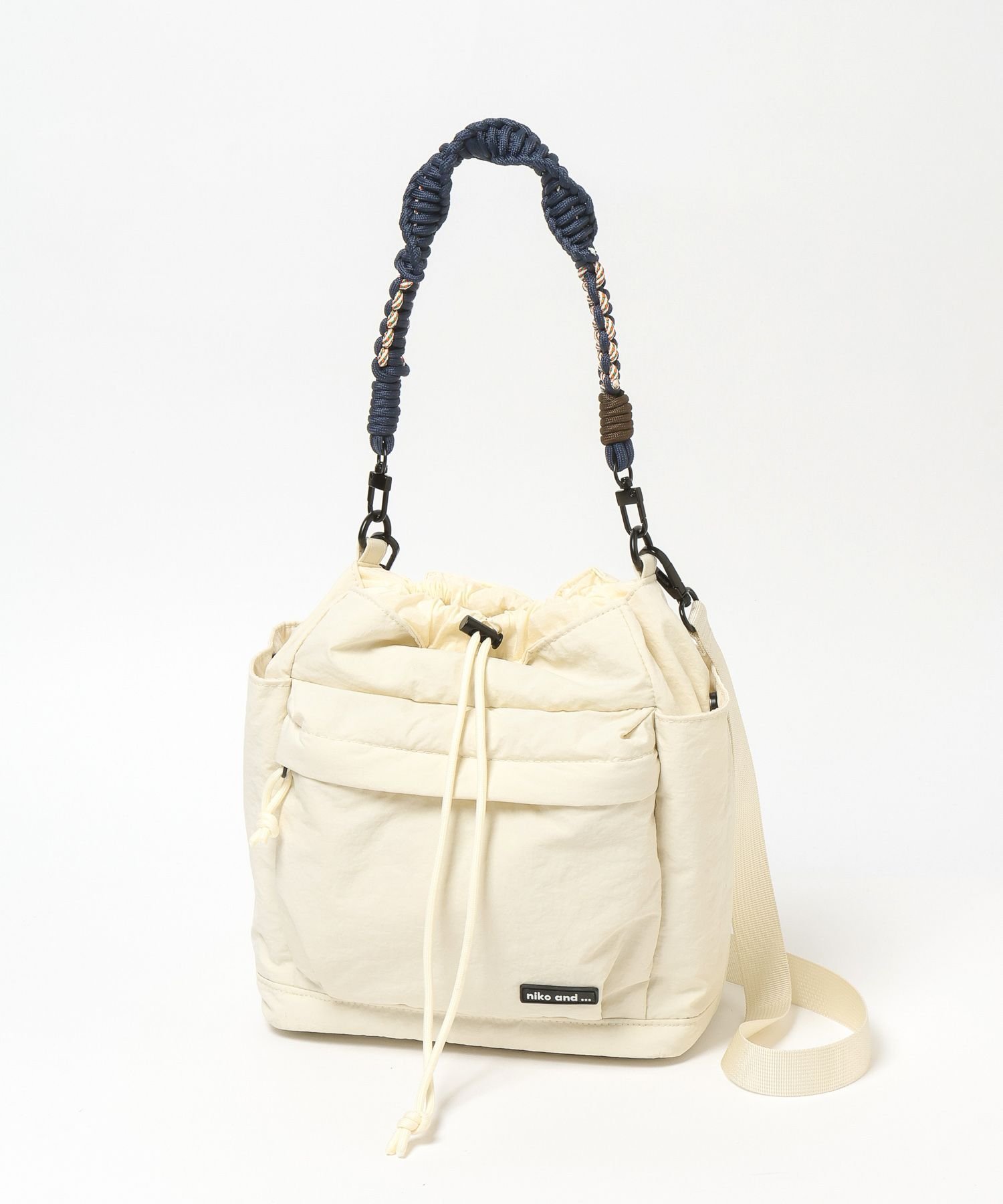 【ニコアンド/niko and】のオリジナル編みハンドル2WAYバッグ インテリア・キッズ・メンズ・レディースファッション・服の通販 founy(ファニー) 　ファッション　Fashion　レディースファッション　Fashion for Women　バッグ　Bags　アウトドア　Outdoor Clothing　イエロー　Yellow　巾着　Drawstring Bag, Kinchaku　ショルダー　Shoulder, Shoulder Strap　財布　Wallet, Purse　トレンド　Trend, Trending Now　フォルム　Silhouette, Form　フロント　Front, Front Design　ベーシック　Basic, Essential　ポケット　Pocket, Pocket Detail　ポーチ　Pouch, Small Case　おすすめ　Recommended / Our Picks　旅行　Travel　アイボリー|ID: prp329100004831756 ipo3291000000035180947