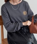 【ディスコート/Discoat】の【WEB限定】エンブレムワンポイント刺繍ロングTシャツ《ユニセックス》 人気、トレンドファッション・服の通販 founy(ファニー) ファッション Fashion レディースファッション Fashion for Women トップス・カットソー Cut & Sew Tops シャツ・ブラウス・オフィスカジュアル Elegant Blouses & Button-Ups ロングTシャツ・Tシャツ Longline T-Shirts & Tees インナー Innerwear シンプル Simple, Minimal スリーブ Sleeve, Long Sleeve / Short Sleeve ビッグ Big, Oversized メンズ Men's, Menswear ロング Long, Long-Length ワンポイント One Point, Statement Accent 人気 Popular, Best Seller 無地 Plain, Solid Color thumbnail チャコールグレー|ID: prp329100004831763 ipo3291000000035181058