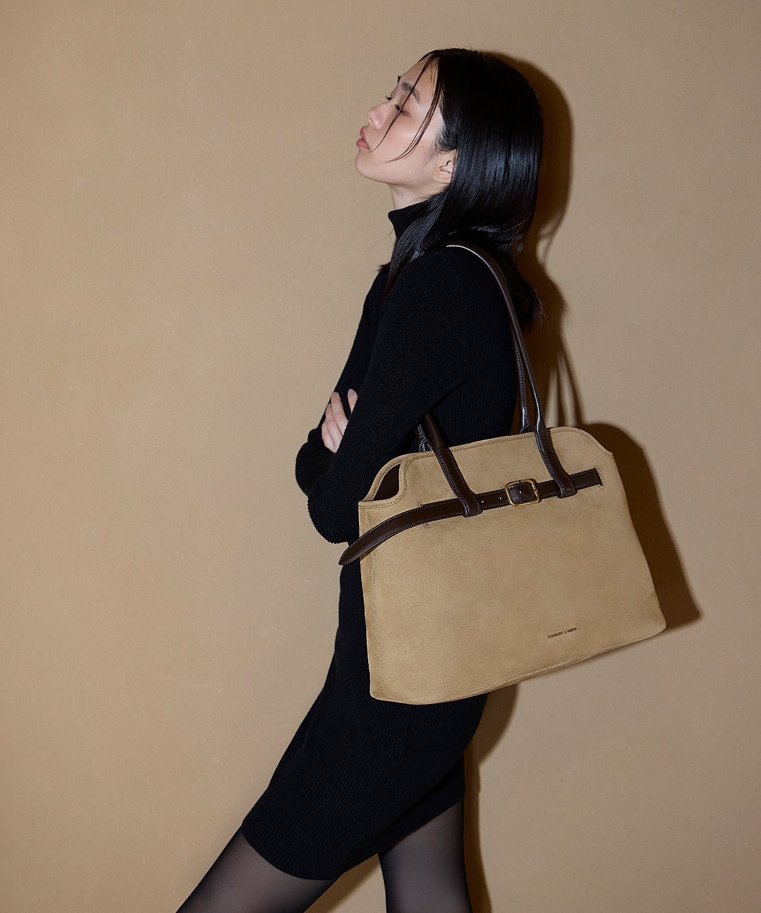 【チャールズ アンド キース/CHARLES & KEITH】のVictoria ヴィクトリア ベルトトラペーズトートバッグ 人気、トレンドファッション・服の通販 founy(ファニー) 　ファッション　Fashion　レディースファッション　Fashion for Women　バッグ　Bags　ベルト&ウエストマーク　Belts & Waist Accessories　トレンド　Trend, Trending Now　モチーフ　Motif, Design Theme　旅行　Travel　ビジネス 仕事 通勤　Business / Work / Commuting　 other-1|ID: prp329100004831793 ipo3291000000035181478