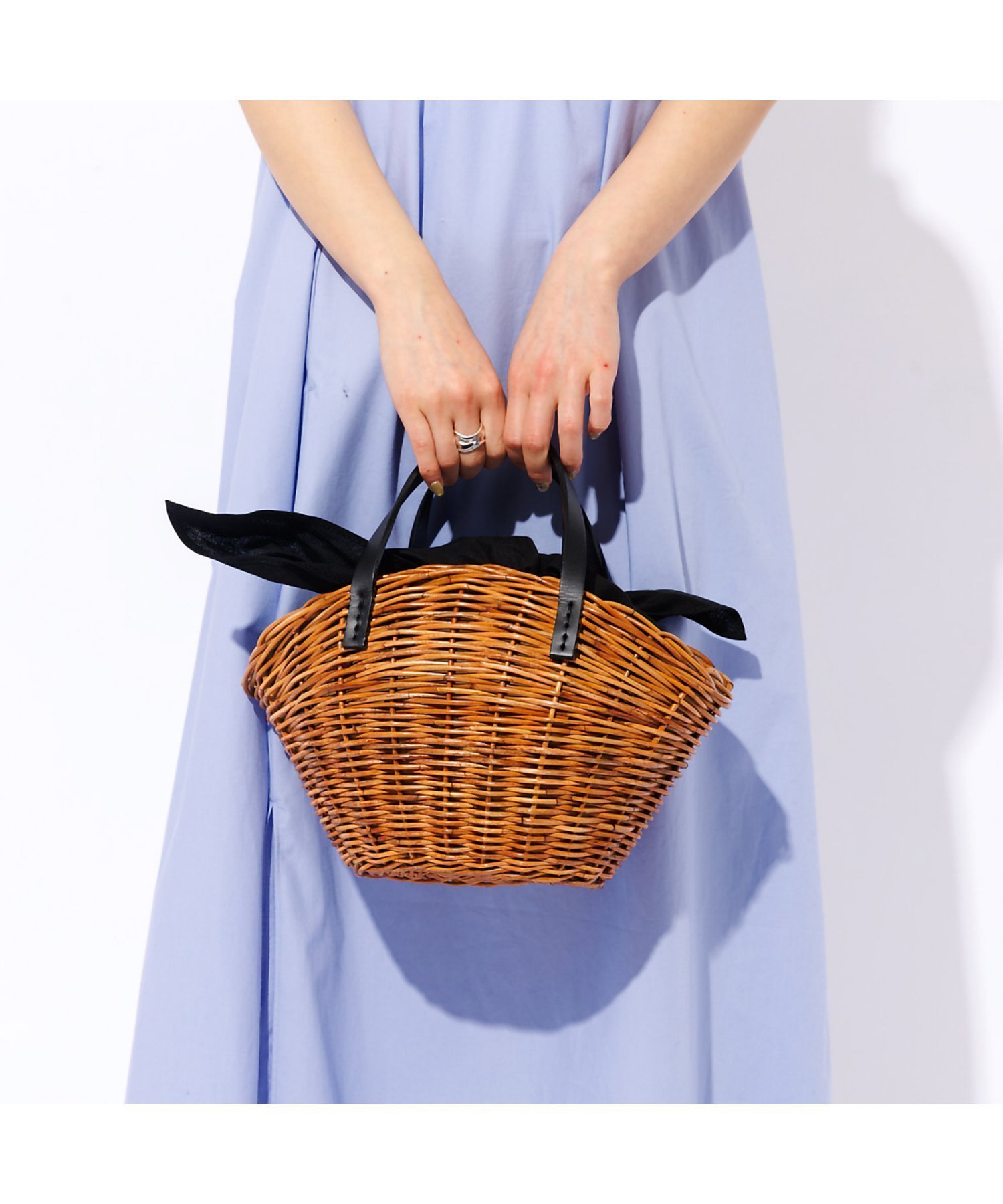 【ルージュヴィフラクレ/Rouge vif la cle】の【BAGMATI / バグマティ】レザーハンドルカゴバッグ【WEB限定】 人気、トレンドファッション・服の通販 founy(ファニー) 　ファッション　Fashion　レディースファッション　Fashion for Women　春　Spring　シンプル　Simple, Minimal　財布　Wallet, Purse　デニム　Denim, Jeans Material　フォルム　Silhouette, Form　ポーチ　Pouch, Small Case　モダン　Modern, Contemporary　ラタン　Rattan, Woven Rattan　S/S・春夏　SS, Spring/Summer, Warm Season　夏　Summer　 other-1|ID: prp329100004831802 ipo3291000000035181573