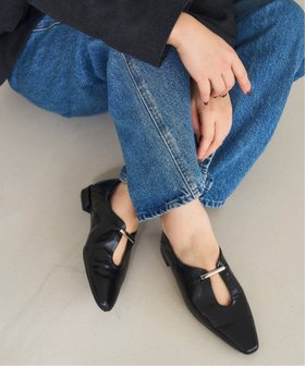 【ル タロン/Le Talon】の《追加 》フロントメタルバブーシュ 人気、トレンドファッション・服の通販 founy(ファニー) ファッション Fashion レディースファッション Fashion for Women シューズ Shoes, Footwear シルバー Silver, Metallic Silver スリット Slit, Slit Detail フラット Flat, Flat Shoes フロント Front, Front Design メタル Metal, Metal Parts ワンポイント One Point, Statement Accent 人気 Popular, Best Seller 春 Spring |ID:prp329100004831853