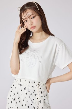 【リエンダ/rienda】の【AKB48 千葉恵里さん着用】ラインストーンロゴTシャツ 人気、トレンドファッション・服の通販 founy(ファニー) ファッション Fashion レディースファッション Fashion for Women トップス・カットソー Cut & Sew Tops シャツ・ブラウス・オフィスカジュアル Elegant Blouses & Button-Ups ロングTシャツ・Tシャツ Longline T-Shirts & Tees おすすめ Recommended / Our Picks カットソー Cut and Sewn Top クロップド Cropped, Short Length スタッズ Studs, Metal Accents ストーン Stone, Gem-Like ボトム Bottoms, Lower Wear マーメイド Mermaid, Fishtail Silhouette 夏 Summer |ID:prp329100004831889