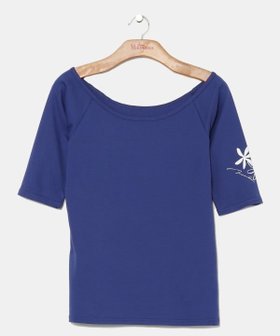 【アミナコレクション/Amina Collection】の【マウナロア】スタイルアップクールTシャツ 人気、トレンドファッション・服の通販 founy(ファニー) ファッション Fashion レディースファッション Fashion for Women トップス・カットソー Cut & Sew Tops シャツ・ブラウス・オフィスカジュアル Elegant Blouses & Button-Ups ロングTシャツ・Tシャツ Longline T-Shirts & Tees おすすめ Recommended / Our Picks シンプル Simple, Minimal ストレッチ Stretch, Stretchy Fabric スリム Slim, Slim Fit デコルテ Décolleté, Neckline ワンポイント One Point, Statement Accent |ID:prp329100004831907