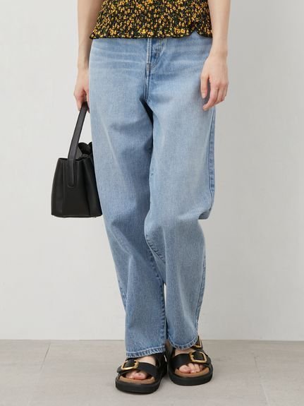 【ミラオーウェン/Mila Owen】の【ウォッシャブル】ウエストゴムギャザーデニムパンツ インテリア・キッズ・メンズ・レディースファッション・服の通販 founy(ファニー) 　雑誌掲載アイテム　Magazine Picks & Fashion Features　ファッション雑誌　Fashion Magazines　アンドガール　andGIRL　ファッション　Fashion　レディースファッション　Fashion for Women　パンツ　Pants & Trousers　デニムパンツ・ジーンズ・美脚デニム　Denim Jeans & Pants　ウォッシャブル　Machine Washable　5月号　May Issue　ギャザー　Gathered, Ruffled　スマート　Smart, Elegant　雑誌　Magazine, Fashion Magazine　デニム　Denim, Jeans Material　バランス　Balance, Style Balance　ポケット　Pocket, Pocket Detail　ユーズド　Used, Vintage-Look　リアル　Real, Realistic　リラックス　Relax, Relaxed Fit　夏　Summer　LBLU[081]|ID: prp329100004831913 ipo3291000000035183019