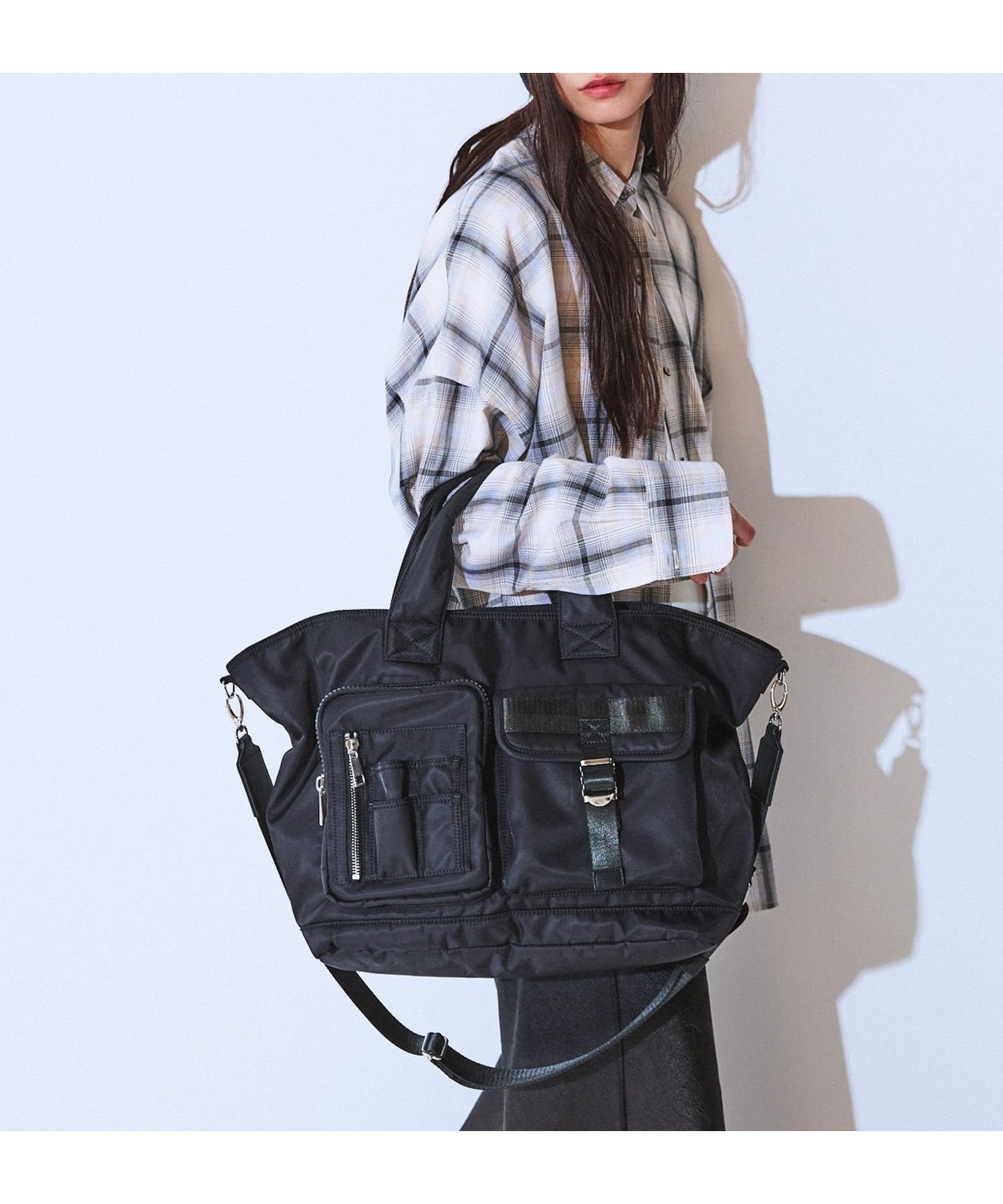 【ジーナシス/JEANASiS】のナイロンポケットトート インテリア・キッズ・メンズ・レディースファッション・服の通販 founy(ファニー) 　ファッション　Fashion　レディースファッション　Fashion for Women　バッグ　Bags　おすすめ　Recommended / Our Picks　インナー　Innerwear　シンプル　Simple, Minimal　フロント　Front, Front Design　ポケット　Pocket, Pocket Detail　リップ　Lip, Lip Motif　軽量　Lightweight, Ultra Light　ビジネス 仕事 通勤　Business / Work / Commuting　ブラック|ID: prp329100004832181 ipo3291000000035185352