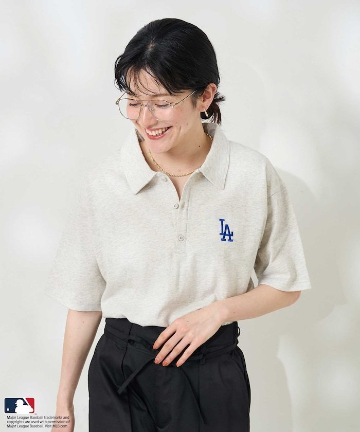 【フリークスストア/FREAK'S STORE】のMLB ポロTシャツ 25SS インテリア・キッズ・メンズ・レディースファッション・服の通販 founy(ファニー) 　ファッション　Fashion　レディースファッション　Fashion for Women　トップス・カットソー　Cut & Sew Tops　シャツ・ブラウス・オフィスカジュアル　Elegant Blouses & Button-Ups　ロングTシャツ・Tシャツ　Longline T-Shirts & Tees　2025年　2025　2025春夏・S/S　Spring/Summer 2025 SS25　シンプル　Simple, Minimal　スペシャル　Special, Limited Edition　ブルゾン　Blouson, Bomber Jacket　ポロシャツ　Polo Shirt, Collared Tee　人気　Popular, Best Seller　夏　Summer　S/S・春夏　SS, Spring/Summer, Warm Season　ライトグレー|ID: prp329100004832223 ipo3291000000035185787