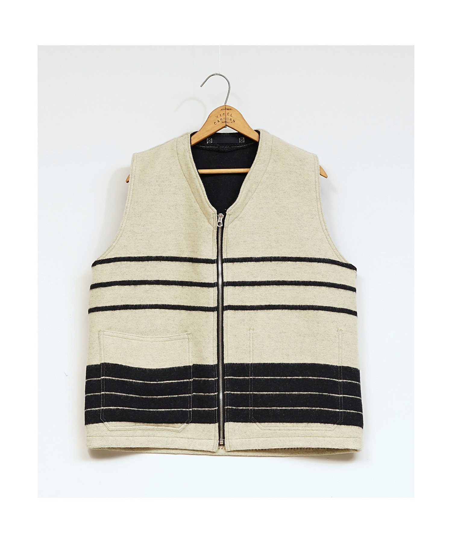 【ナイジェルケーボン/NIGEL CABOURN / MEN】のMAN / マウンテニアブランケットベスト 人気、トレンドファッション・服の通販 founy(ファニー) 　ファッション　Fashion　メンズファッション　Fashion for Men　ブランケット　Blanket, Throw Blanket　リバーシブル　Reversible, Two-Sided　 other-1|ID: prp329100004832248 ipo3291000000035186092