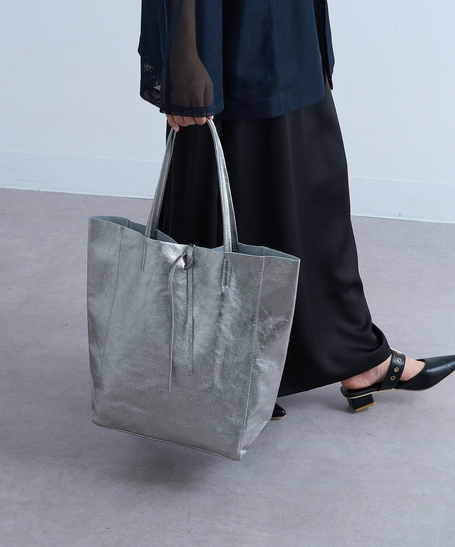 【カセットチャート/Cassette Chart】のMARLON FIRENZE/イタリアンレザー A4トートバッグ インテリア・キッズ・メンズ・レディースファッション・服の通販 founy(ファニー) 　ファッション　Fashion　レディースファッション　Fashion for Women　バッグ　Bags　アクセサリー　Fashion Accessories　イタリア　Italy　シンプル　Simple, Minimal　スラックス　Slacks, Dress Pants　デニム　Denim, Jeans Material　ポーチ　Pouch, Small Case　再入荷　Restock / Back in Stock　エレガント 上品　Elegant　ビジネス 仕事 通勤　Business / Work / Commuting　SLV|ID: prp329100004832253 ipo3291000000035186161