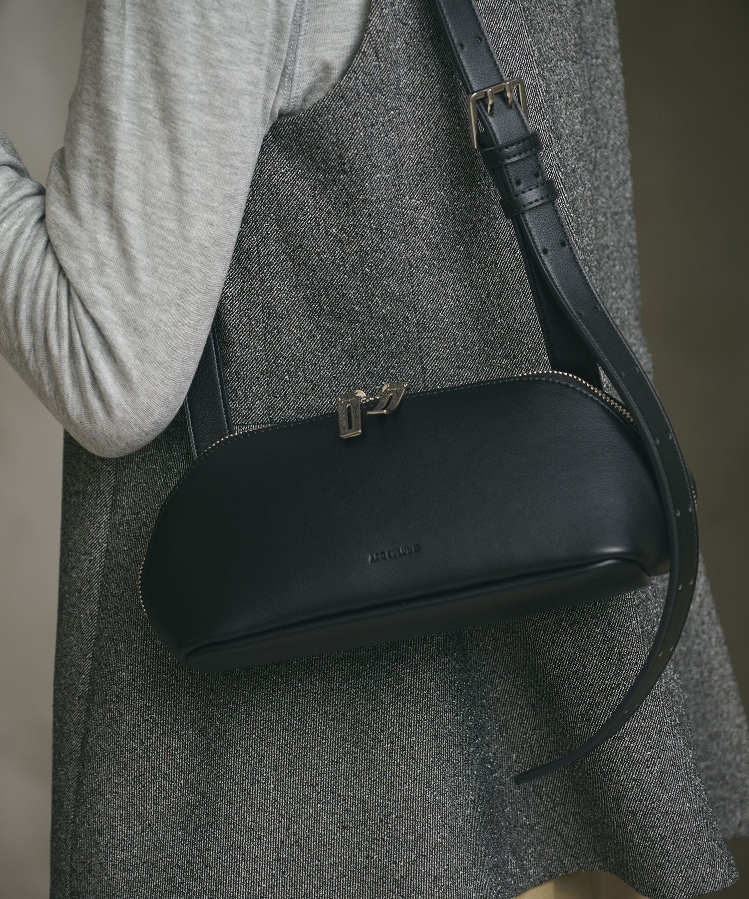 【ビューティ&ユース ユナイテッドアローズ/BEAUTY&YOUTH / UNITED ARROWS】のADD CULUMN FIGRE BODYBAG S/ショルダーバッグ インテリア・キッズ・メンズ・レディースファッション・服の通販 founy(ファニー) ファッション Fashion レディースファッション Fashion for Women バッグ Bags コンパクト Compact, Small Size トレンド Trend, Trending Now フェミニン Feminine, Girly ベーシック Basic, Essential ポーチ Pouch, Small Case モダン Modern, Contemporary BLACK|ID: prp329100004832254 ipo3291000000035186197