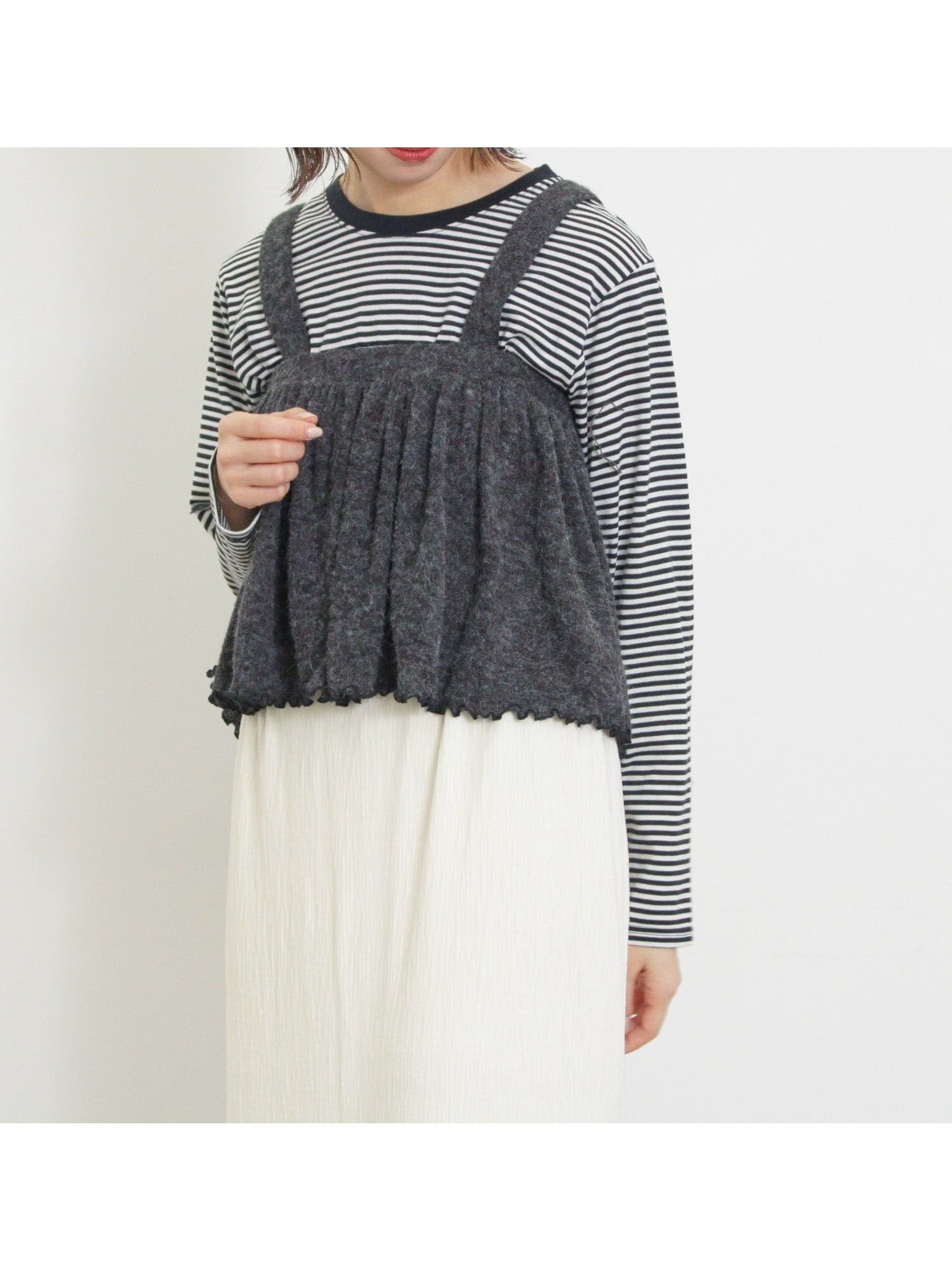 【サマンサモスモス/Samansa Mos2】の2WAYニットビスチェセットトップス インテリア・キッズ・メンズ・レディースファッション・服の通販 founy(ファニー) 　ファッション　Fashion　レディースファッション　Fashion for Women　トップス・カットソー　Cut & Sew Tops　ニット　Knit Tops & Sweaters　ビスチェ　Bustiers & Corset Tops / Layered Bustier Style　カットソー　Cut and Sewn Top　シンプル　Simple, Minimal　ビスチェ　Bustier, Corset Top　ラップ　Wrap, Wrap Design　長袖　Long Sleeve, Full Sleeve　チャコールグレー|ID: prp329100004832261 ipo3291000000035186277