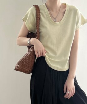 【ミニミニストア/miniministore】のUネックカットソー 韓国風 半袖Tシャツ 人気、トレンドファッション・服の通販 founy(ファニー) ファッション Fashion レディースファッション Fashion for Women トップス・カットソー Cut & Sew Tops シャツ・ブラウス・オフィスカジュアル Elegant Blouses & Button-Ups ロングTシャツ・Tシャツ Longline T-Shirts & Tees カットソー・ベーシックTシャツ Cut-and-Sewn Tops / Stretch Tees & Basics カットソー Cut and Sewn Top サマー Summer, Summer Style デニム Denim, Jeans Material ベーシック Basic, Essential 半袖 Short Sleeve, Half Sleeve 夏 Summer 無地 Plain, Solid Color ビジネス 仕事 通勤 Business / Work / Commuting |ID:prp329100004832265